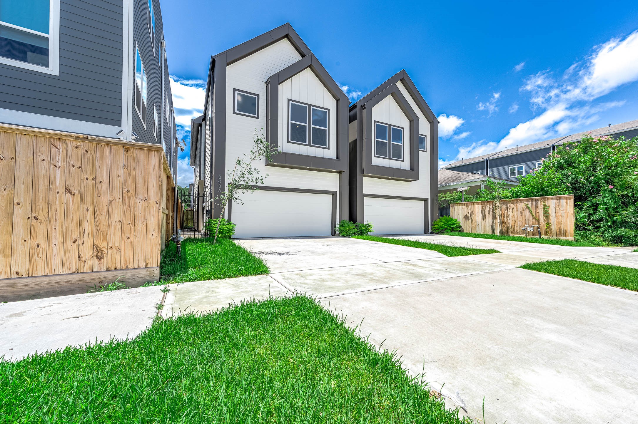 Listing photo 3