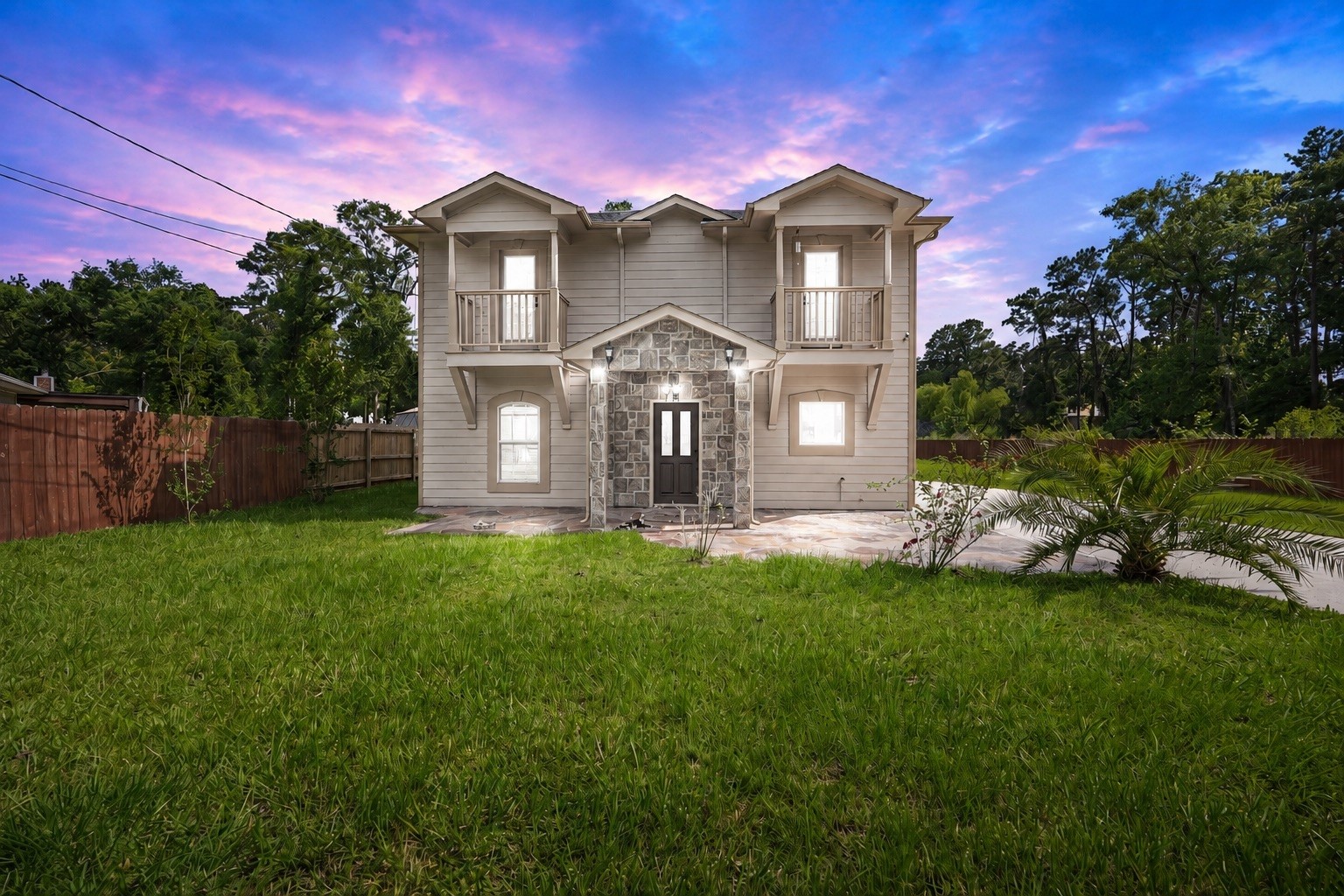 Listing photo 1