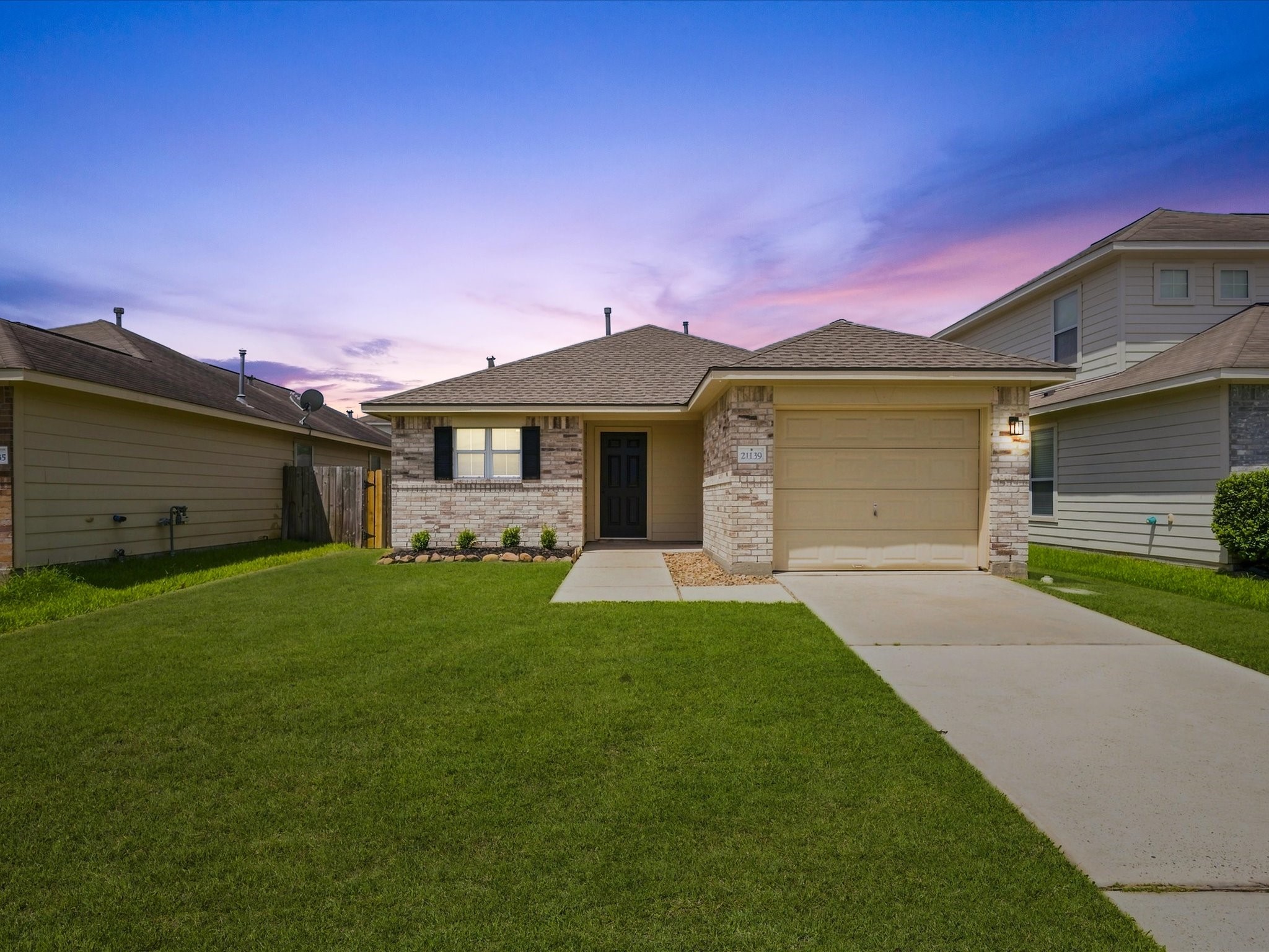 Listing photo 1