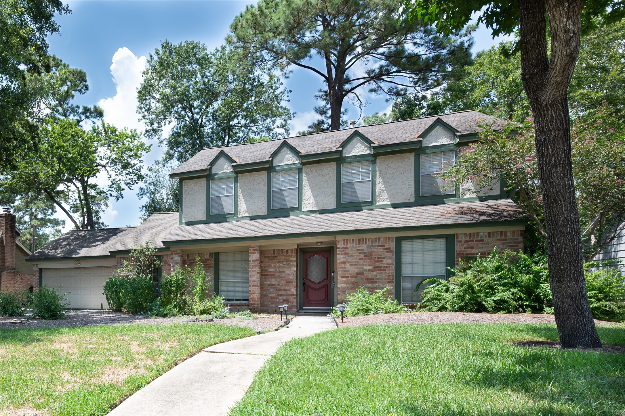 Listing photo 1