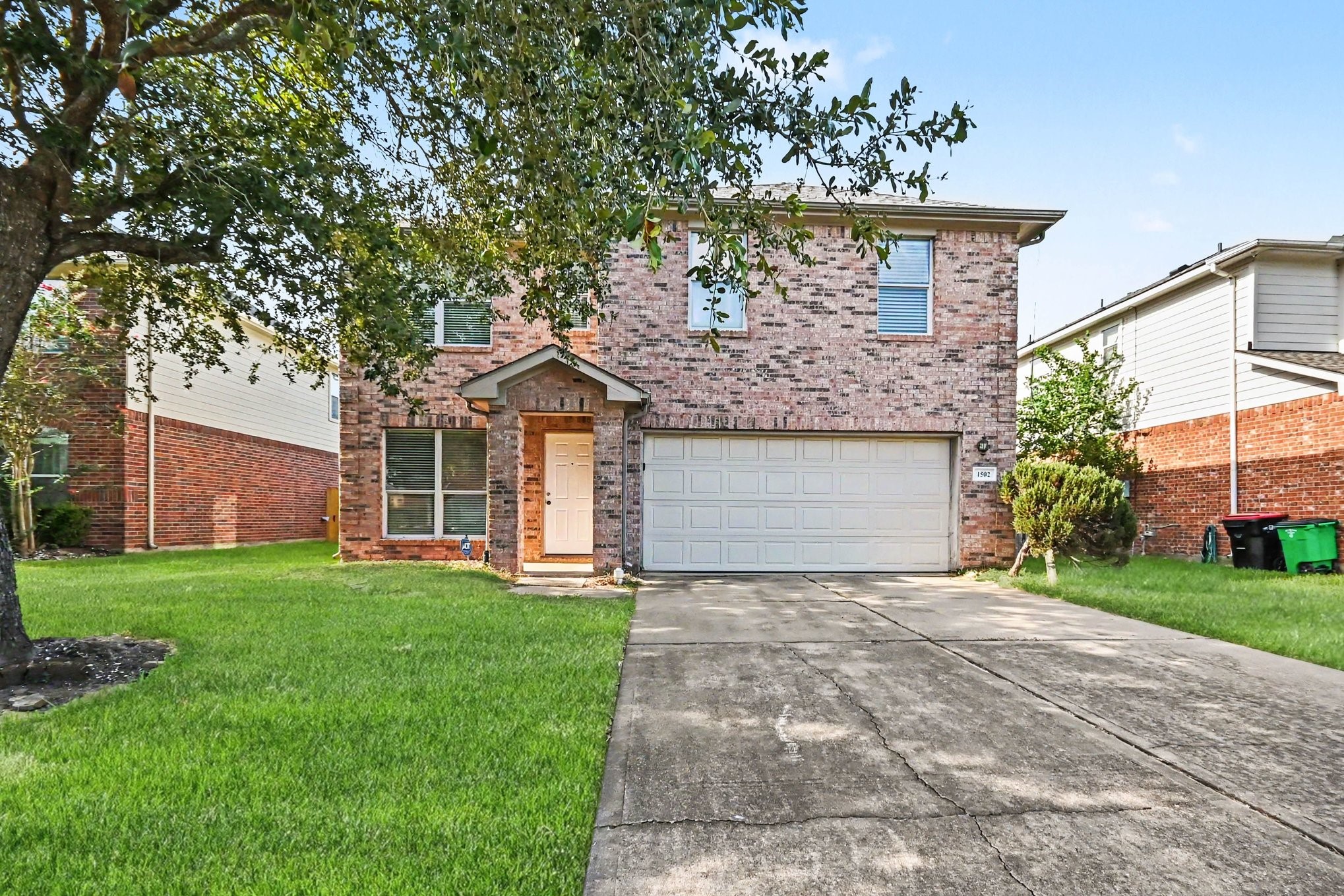 Listing photo 1