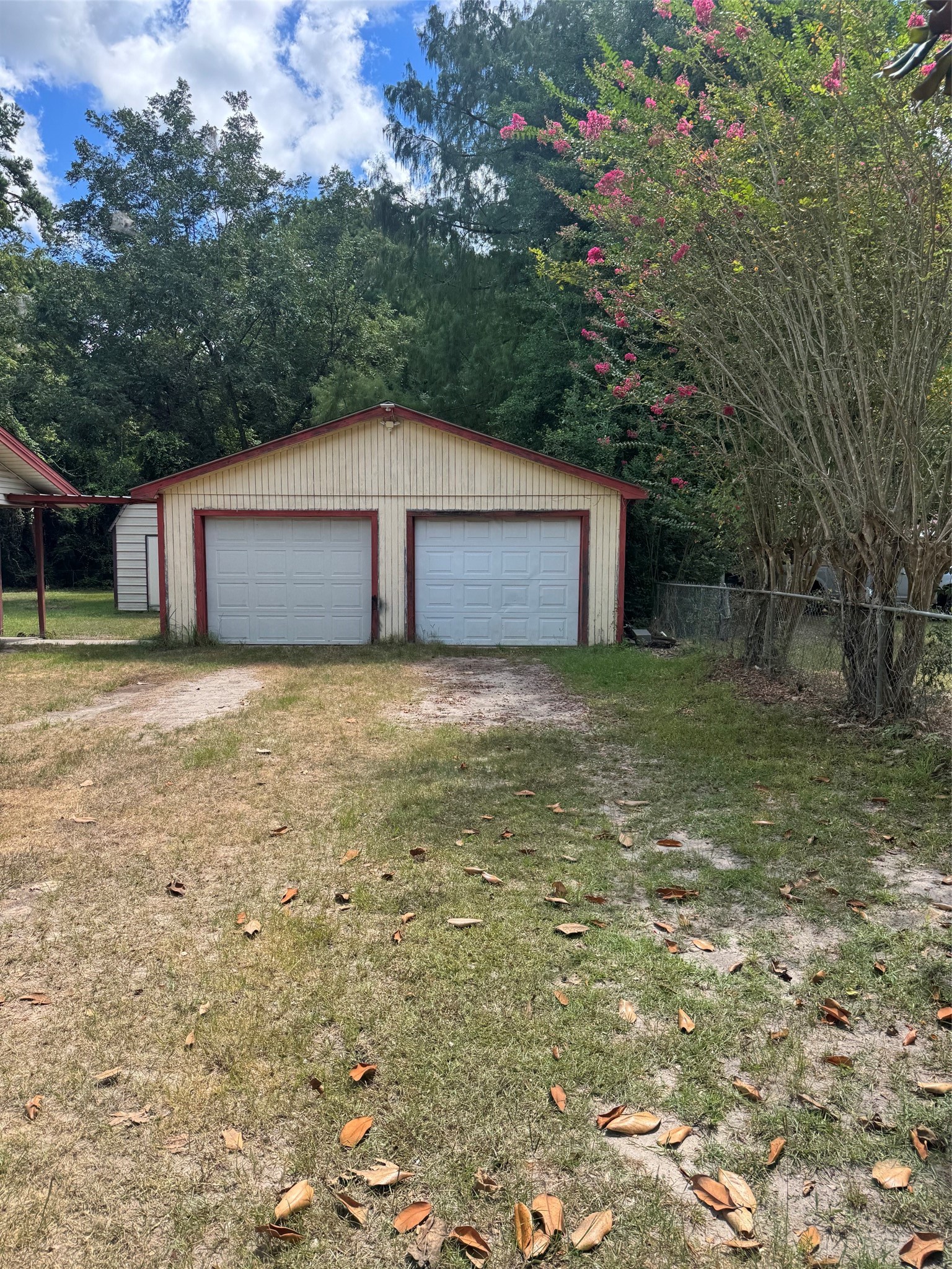 Listing photo 4