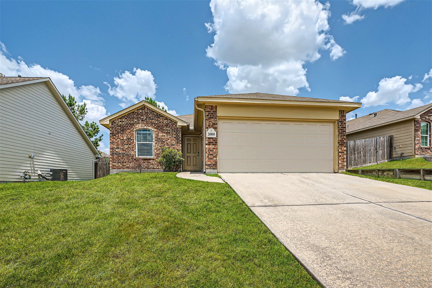 Listing photo 1