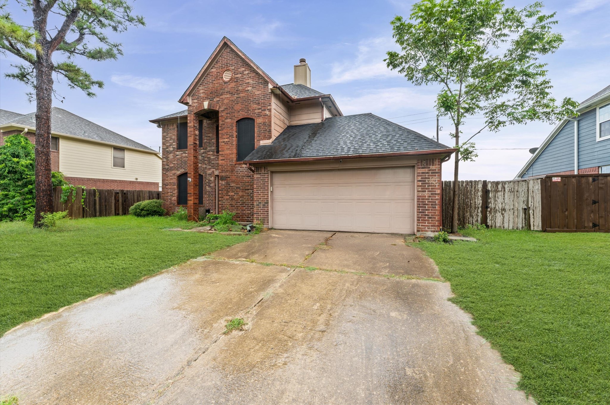 Listing photo 2