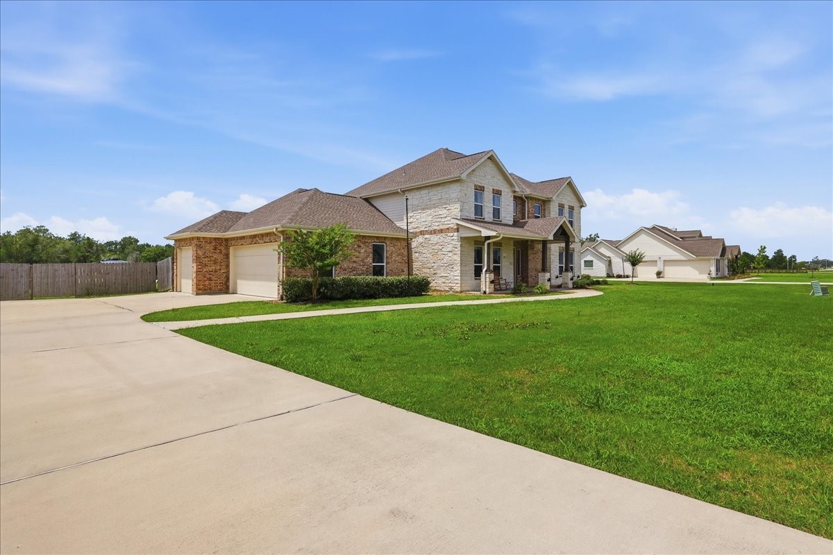Listing photo 1