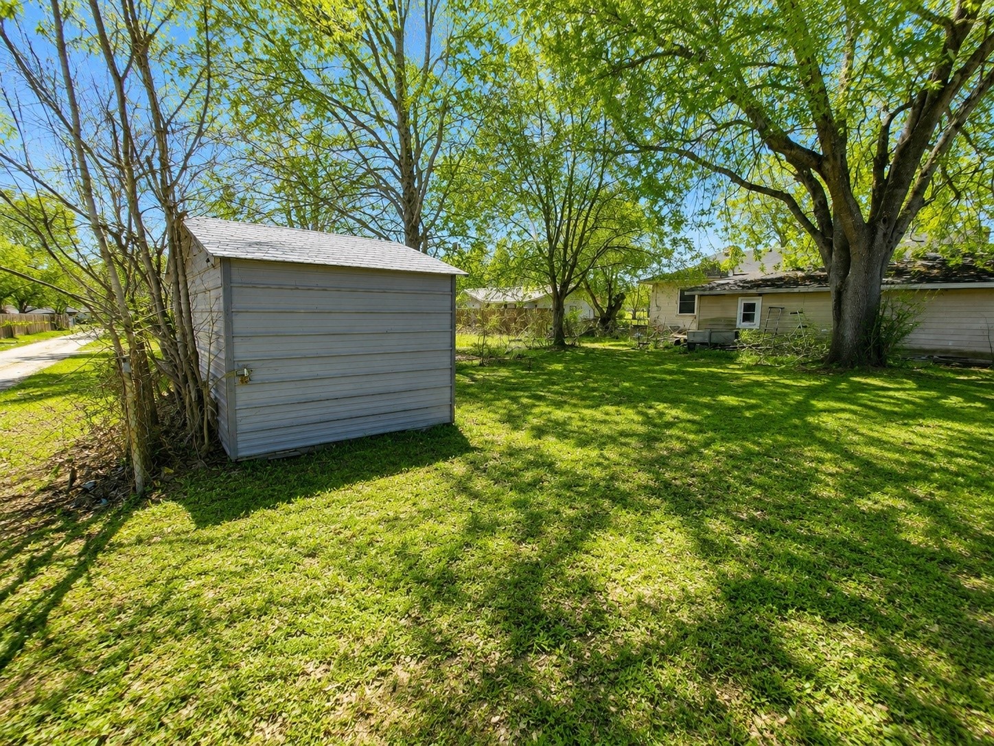 Listing photo 4