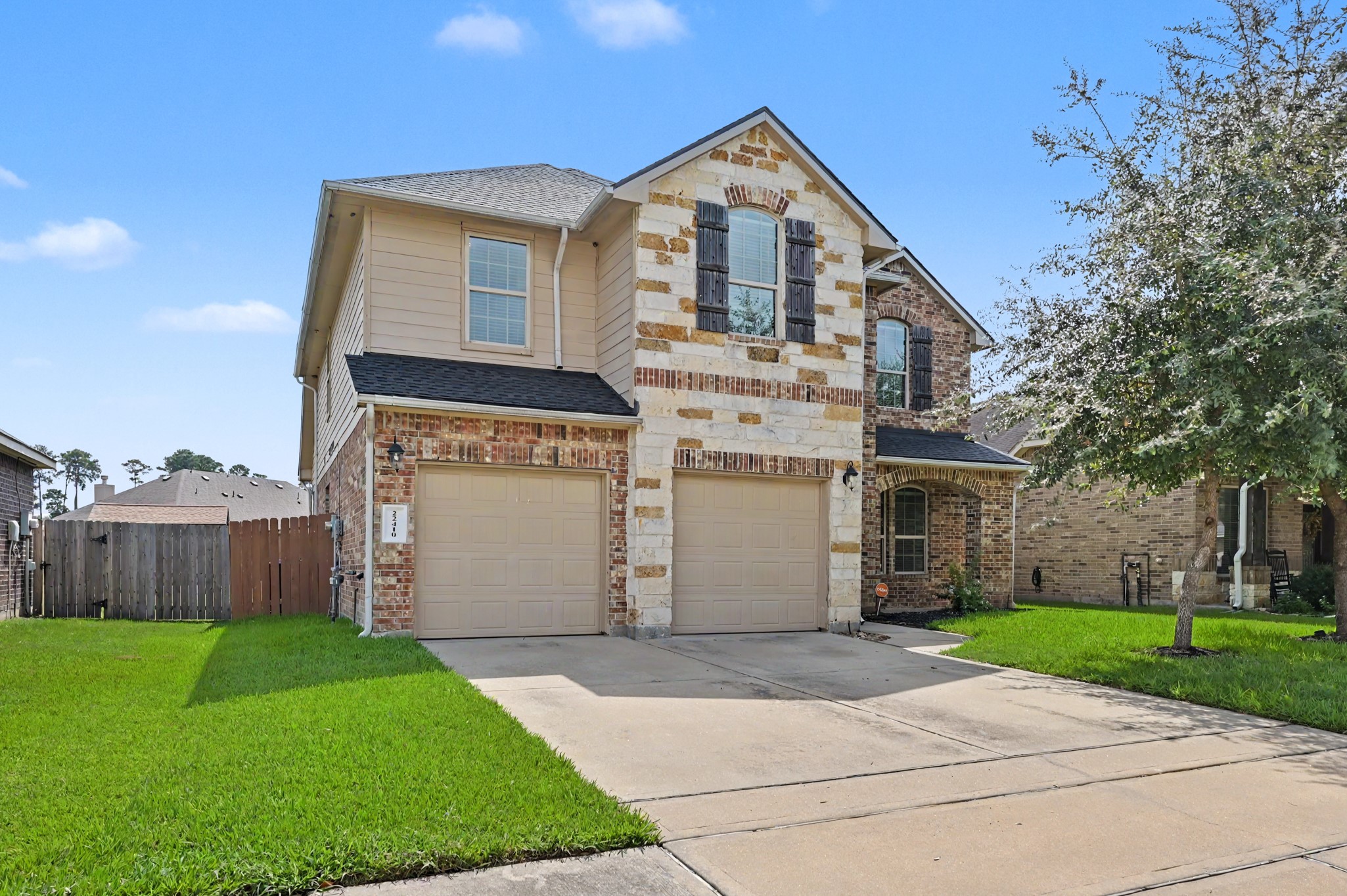 Listing photo 1