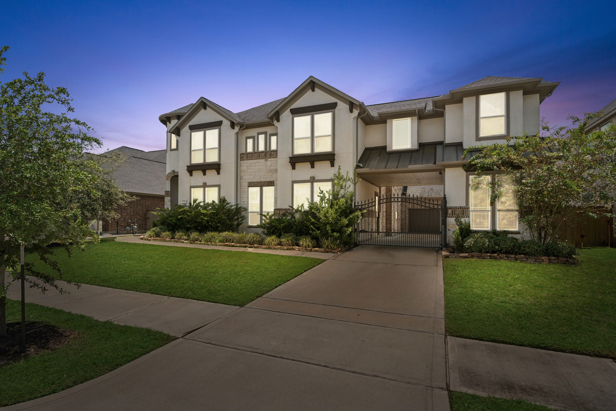 Listing photo 3