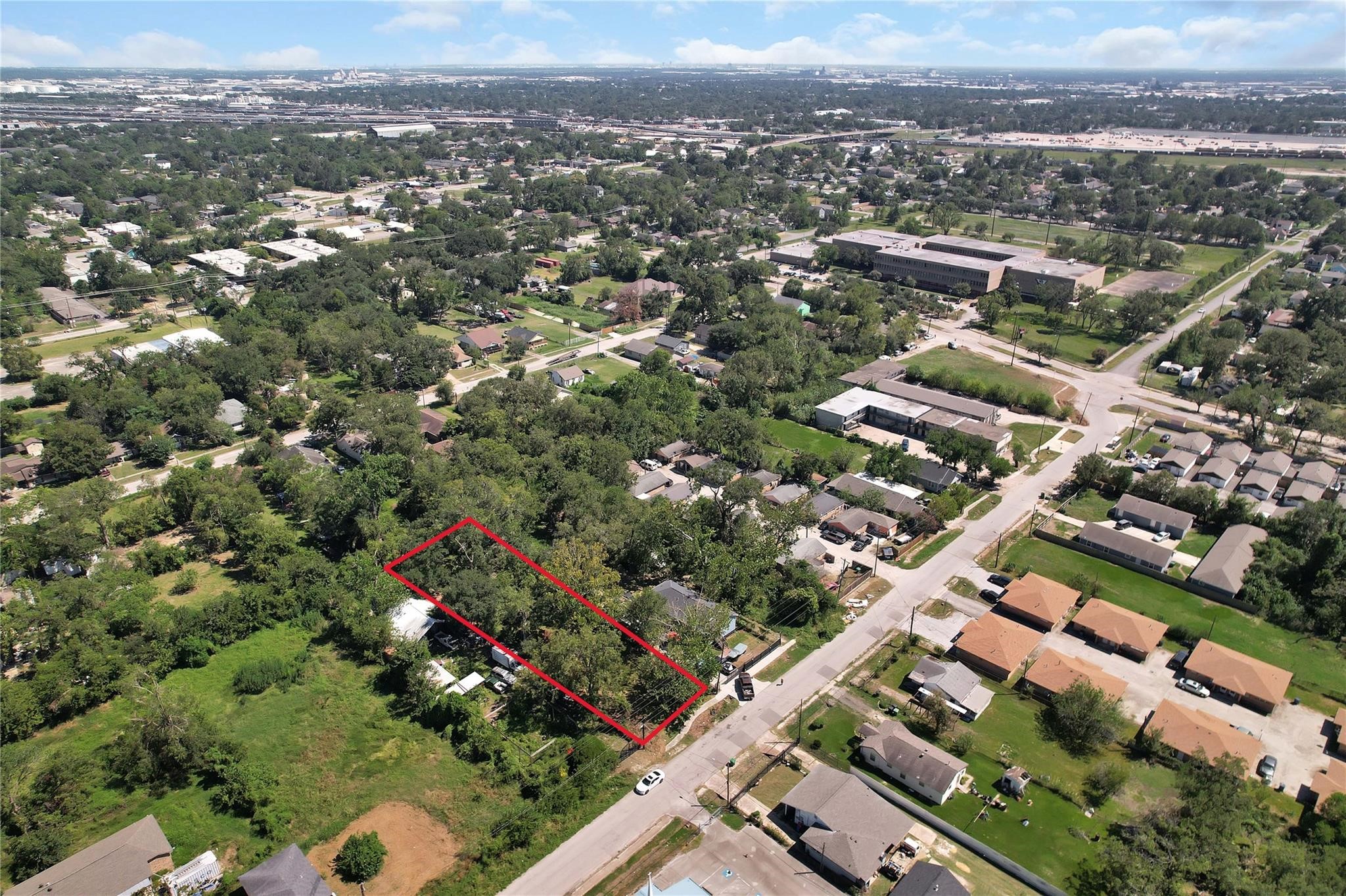 Listing photo 1