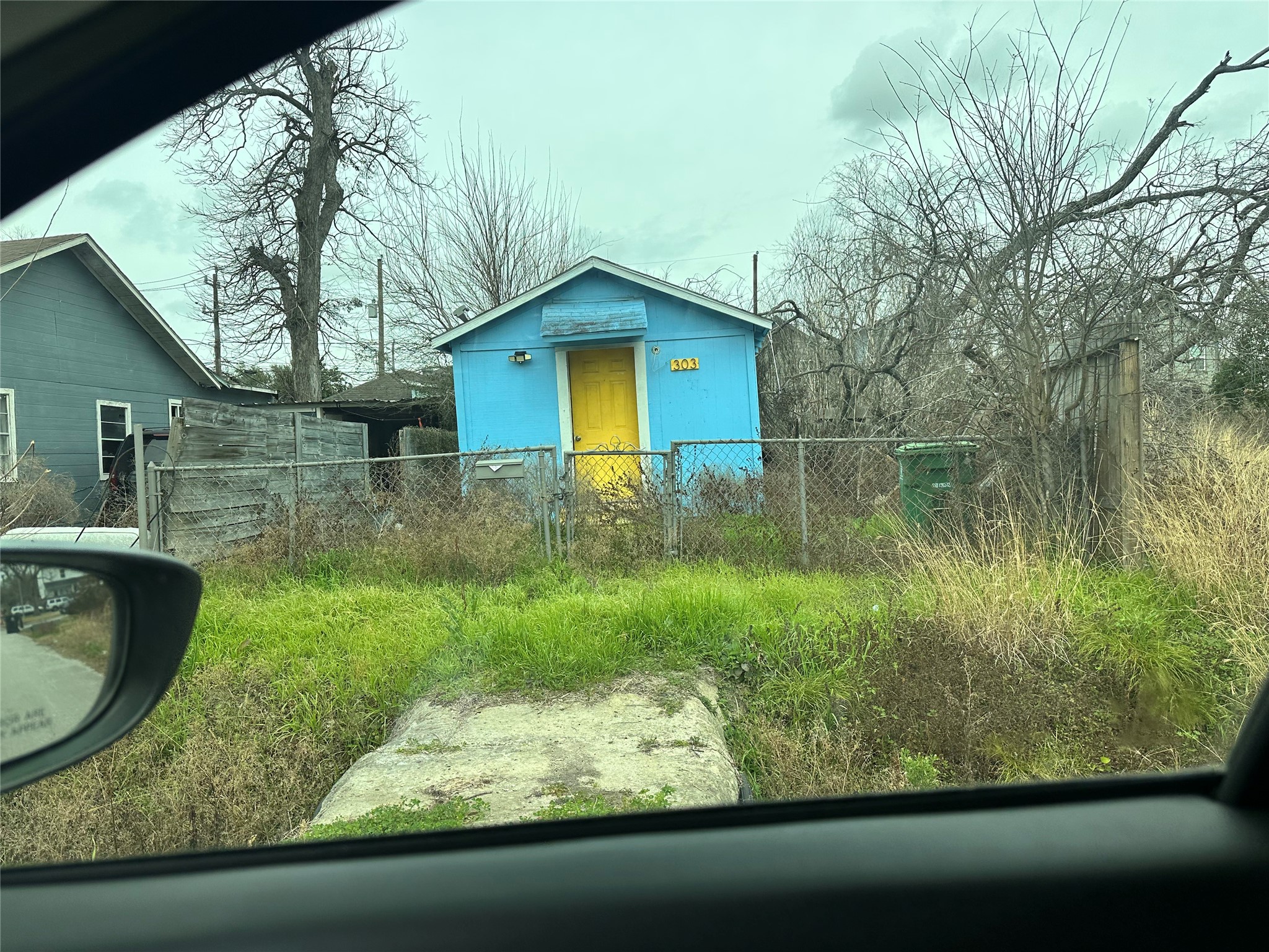 Listing photo 1