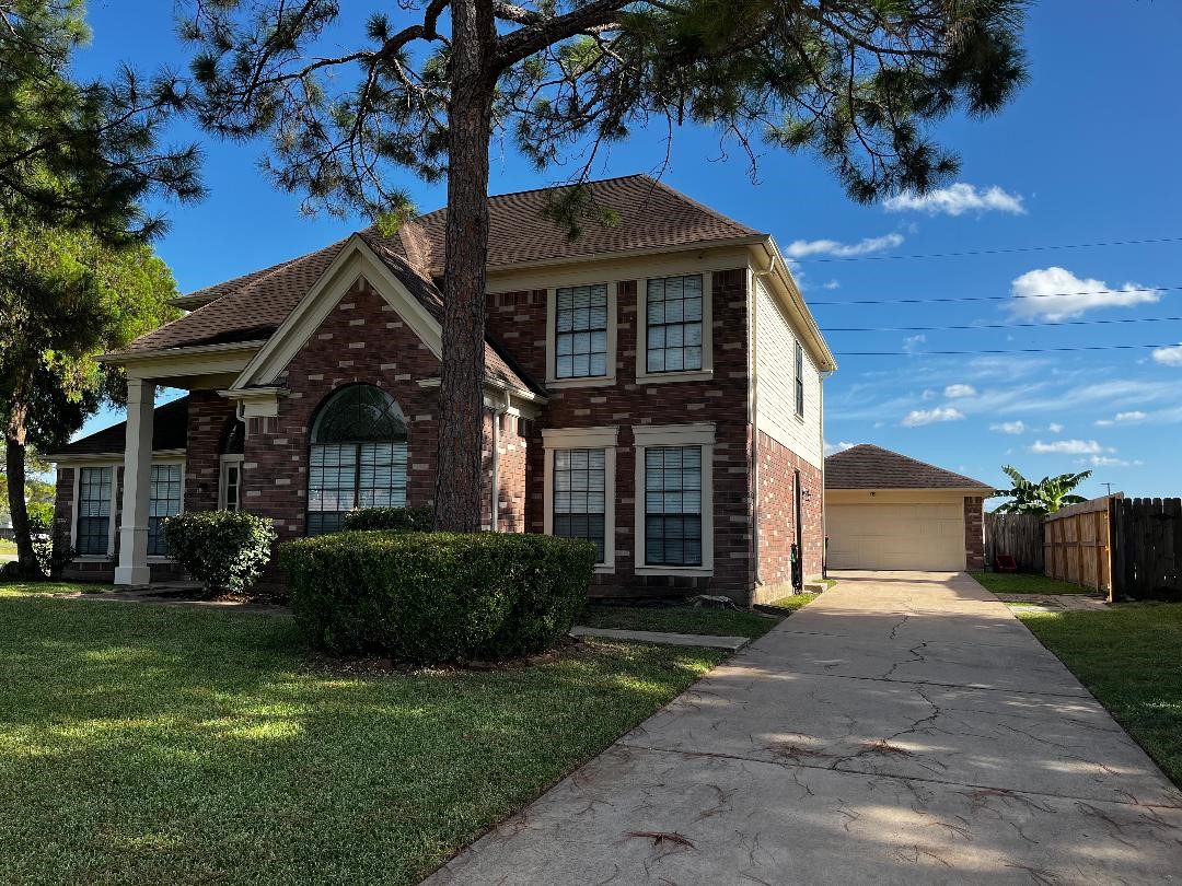 Listing photo 1