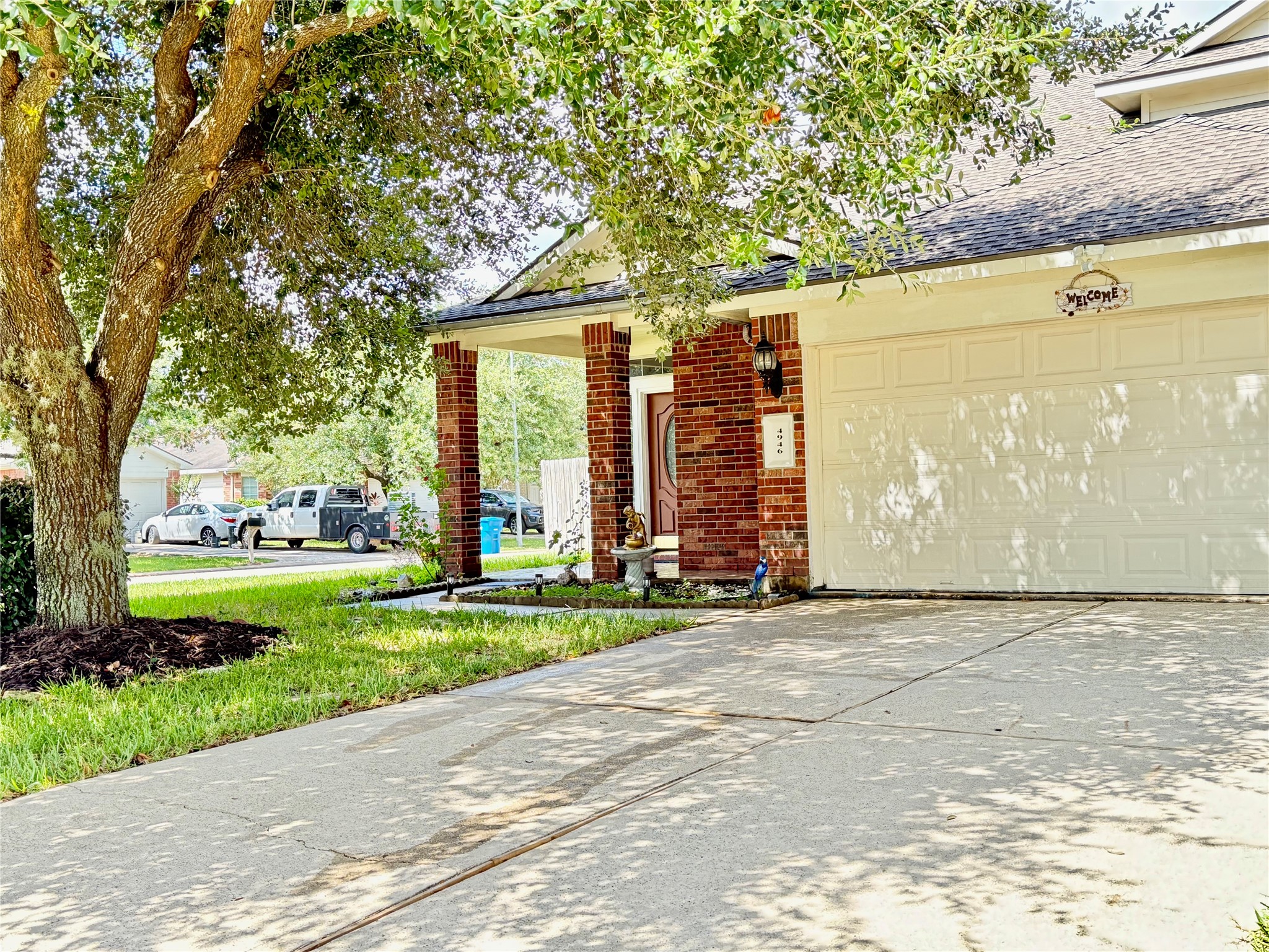 Listing photo 3