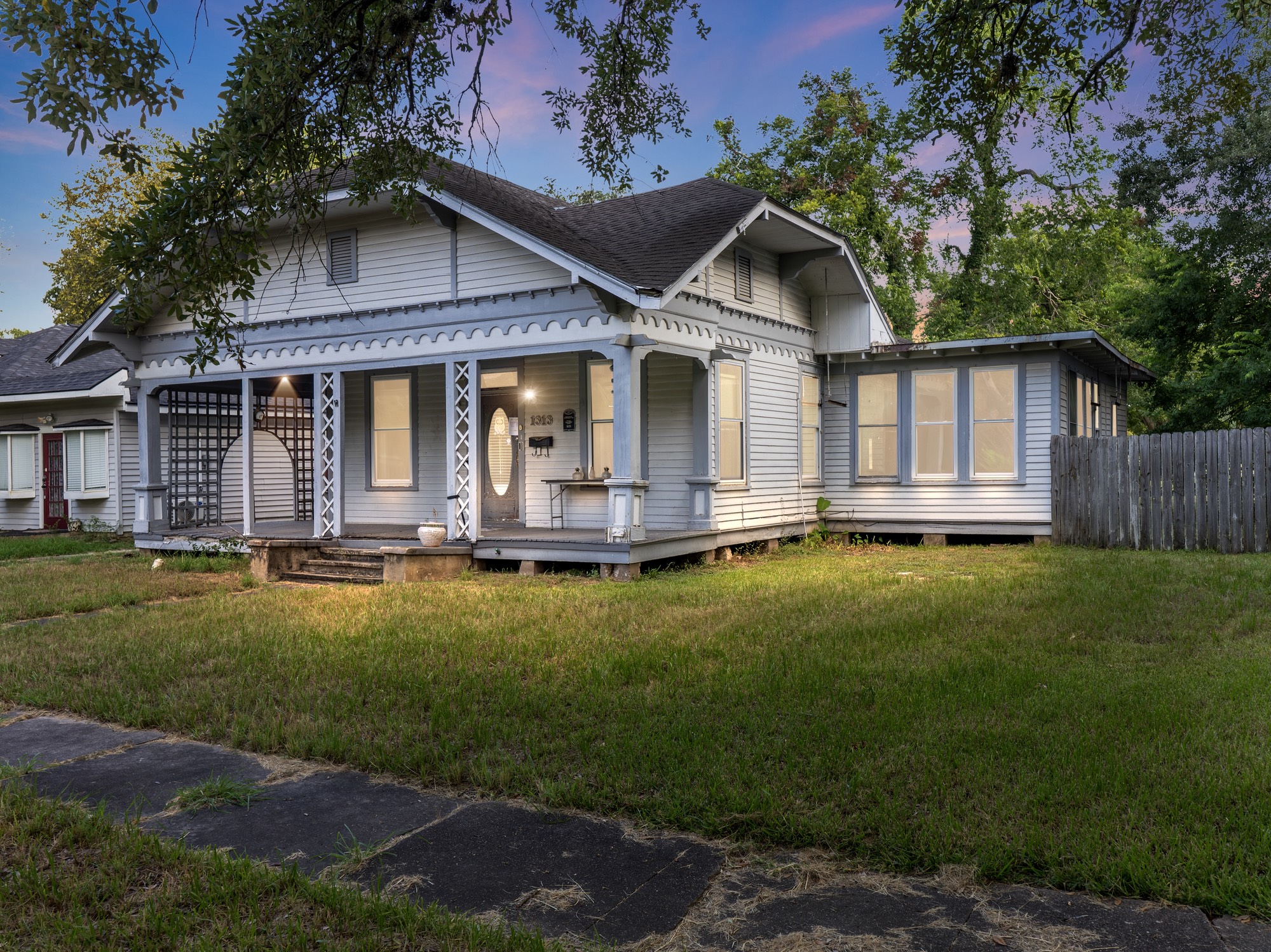 Listing photo 1