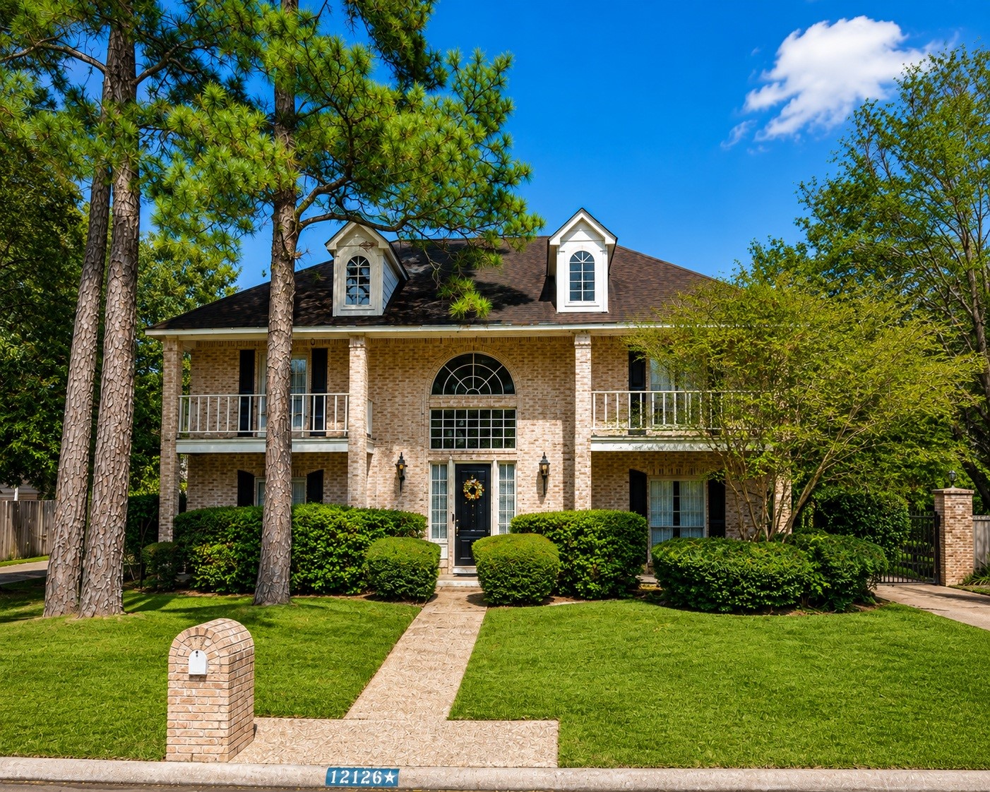 Listing photo 1