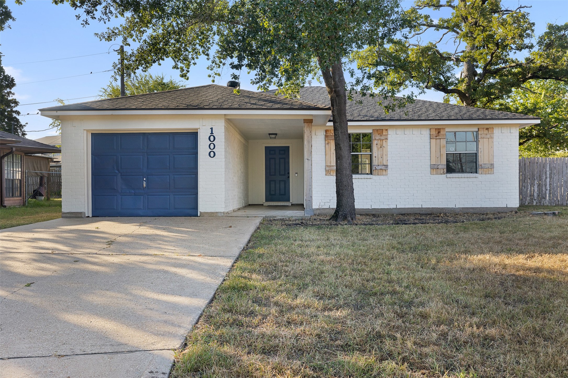 Listing photo 1
