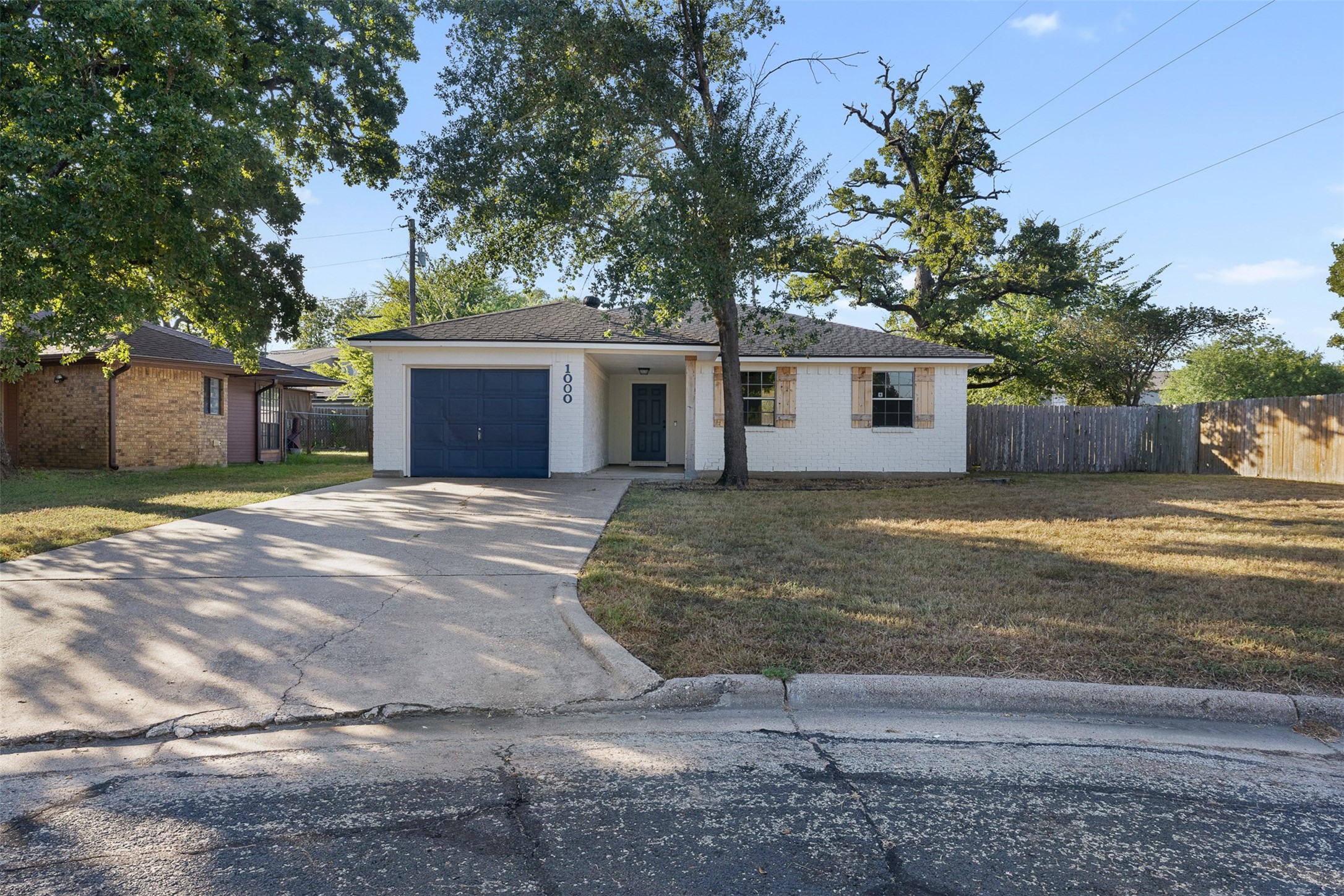 Listing photo 1
