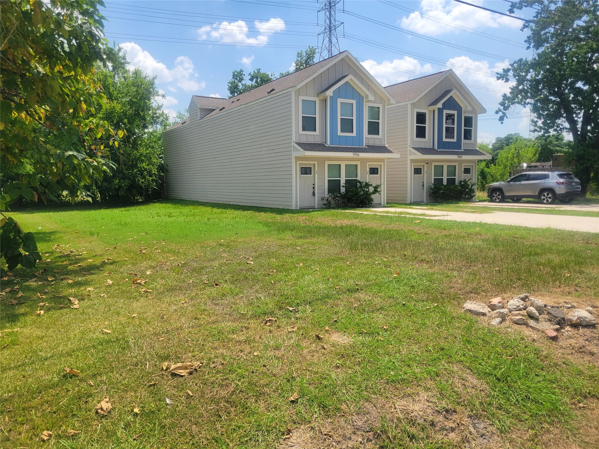 Listing photo 1