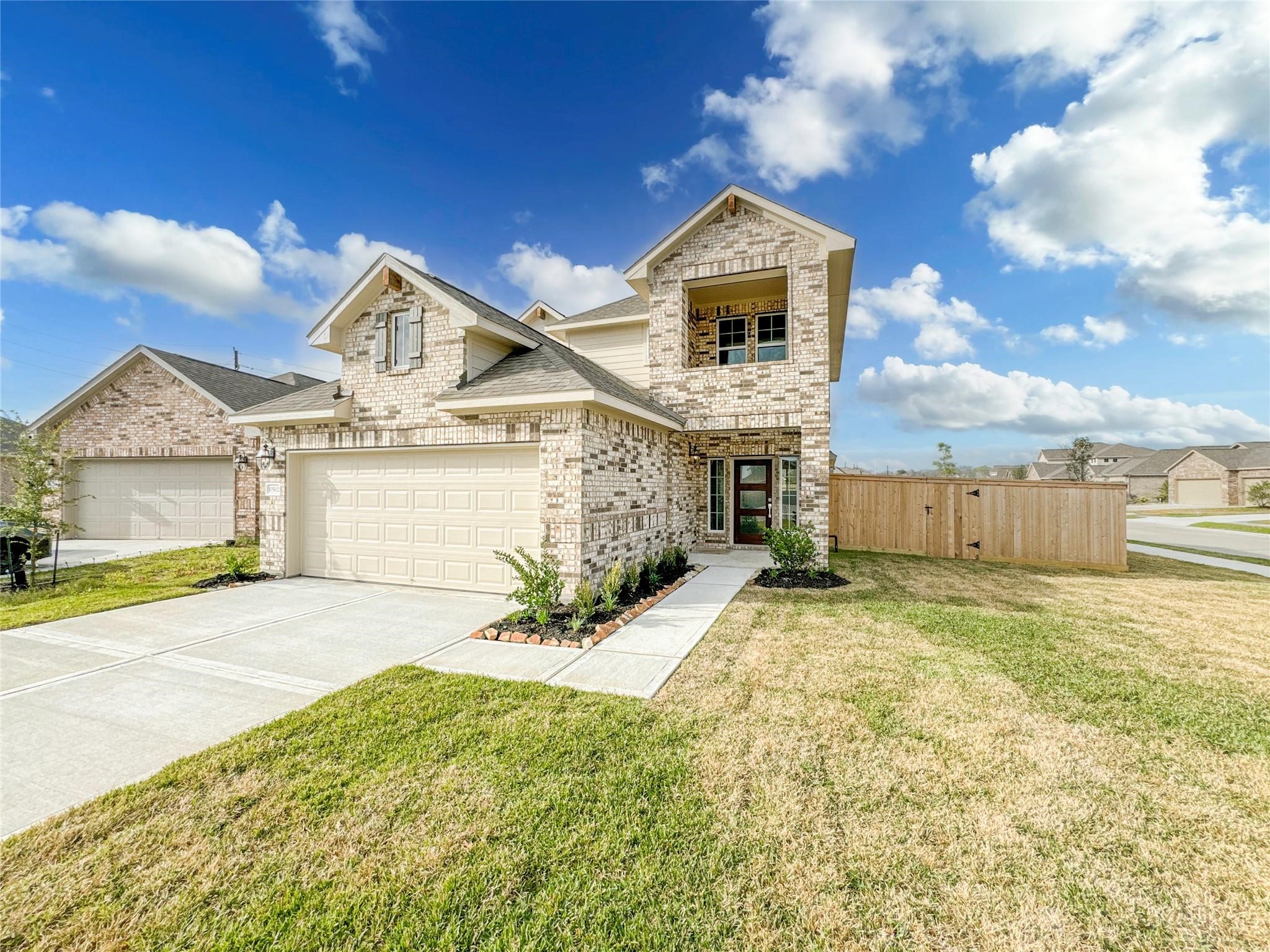 Listing photo 1