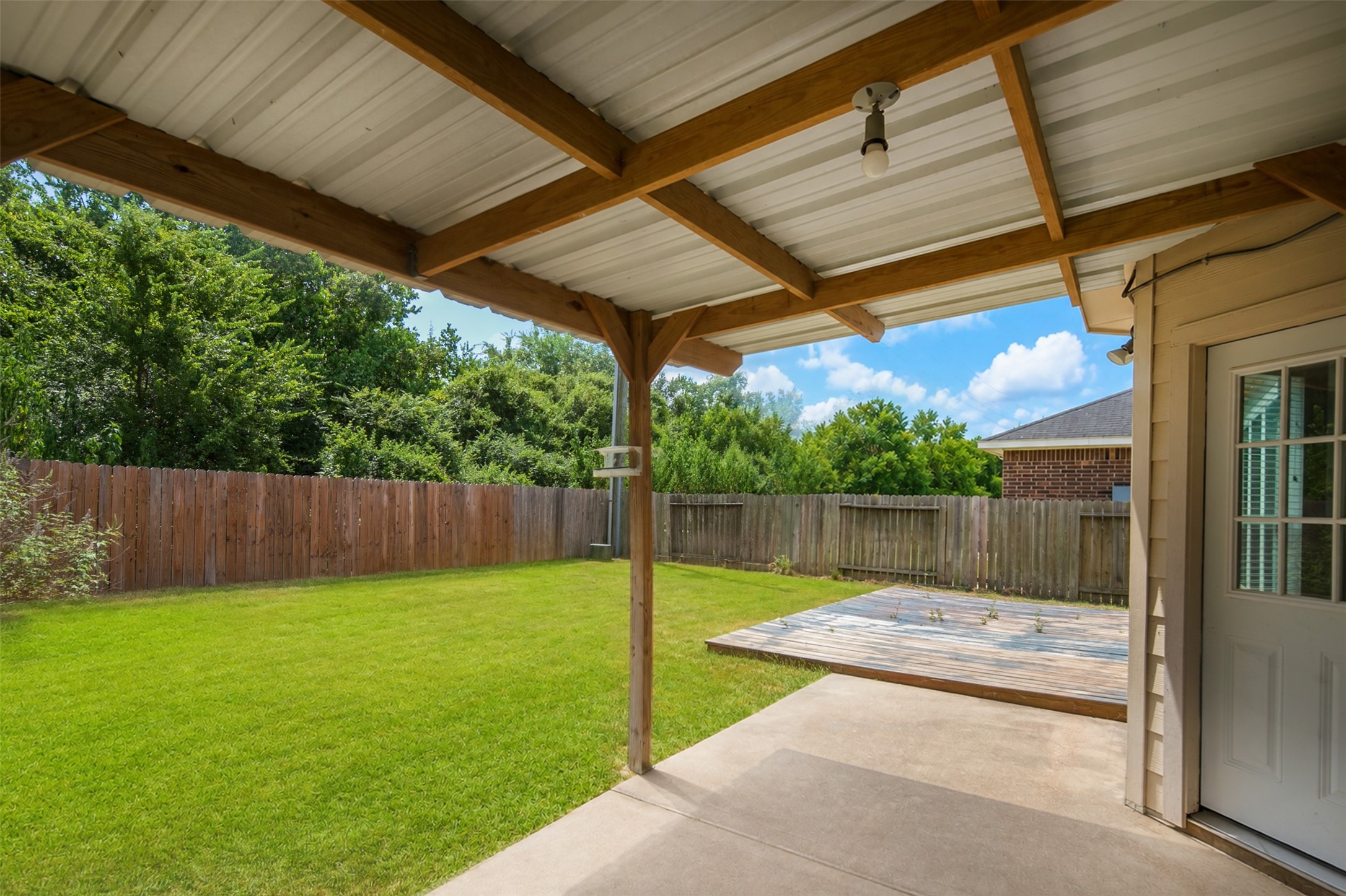 Listing photo 4