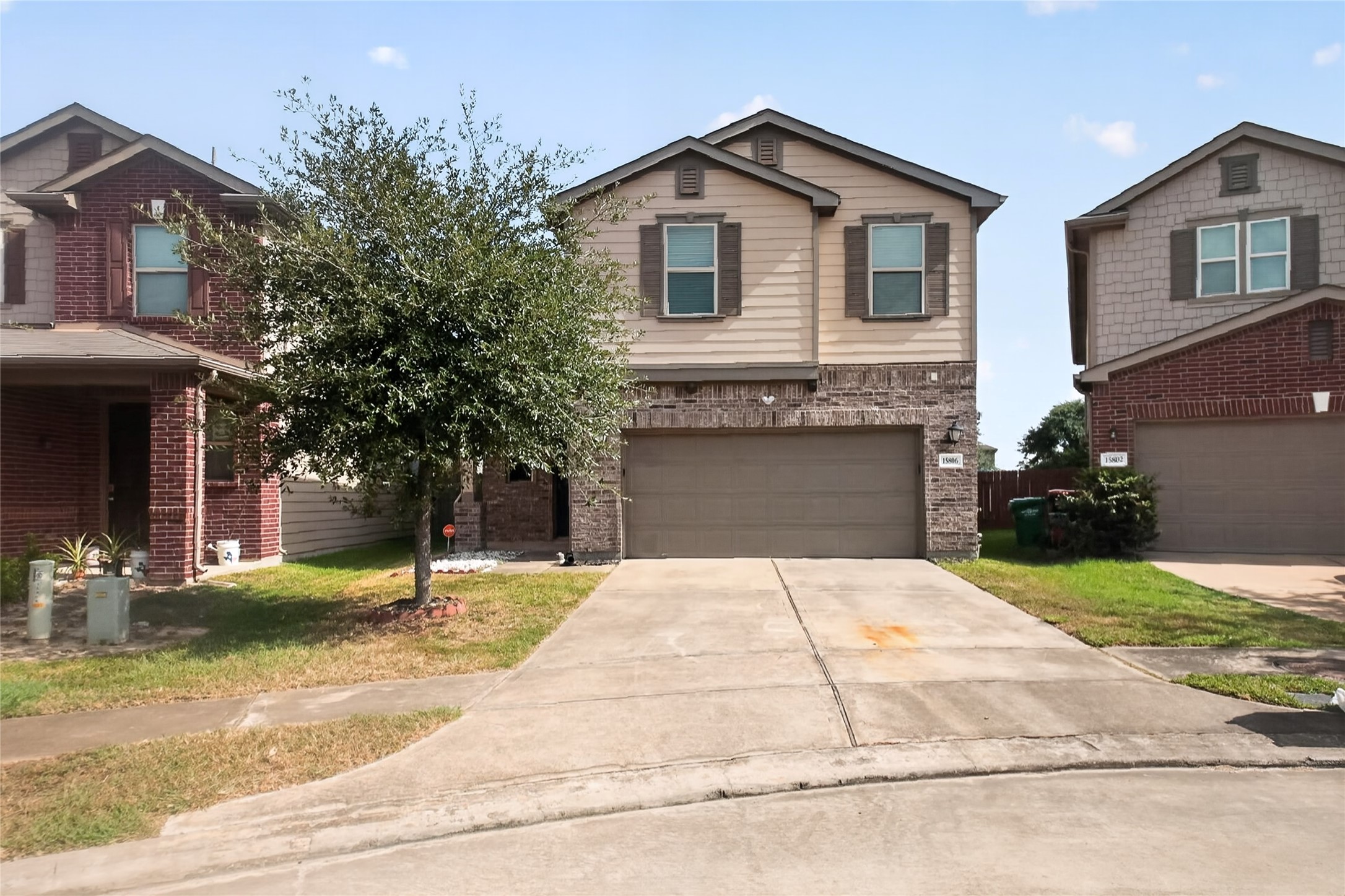 Listing photo 1