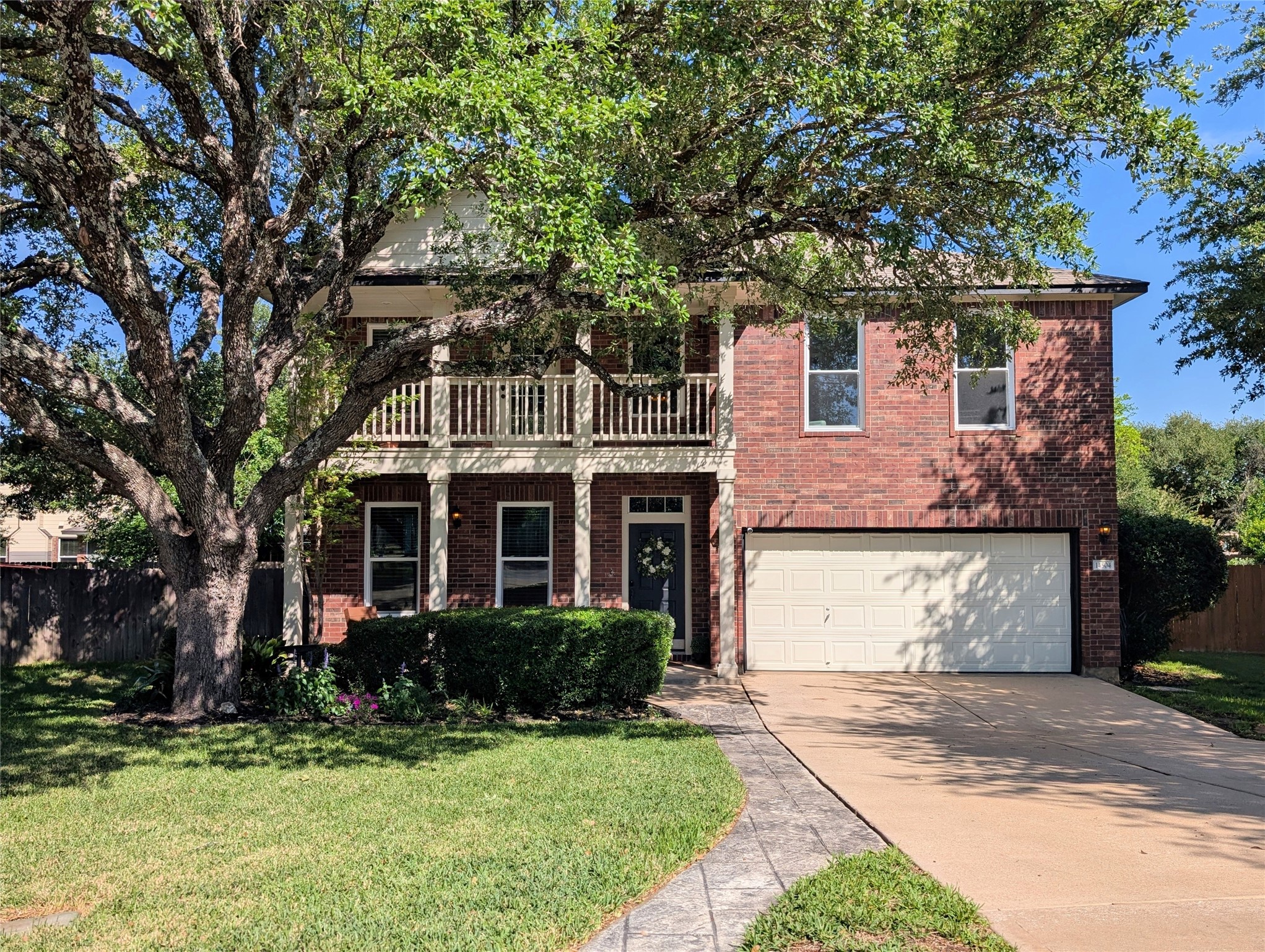Listing photo 1