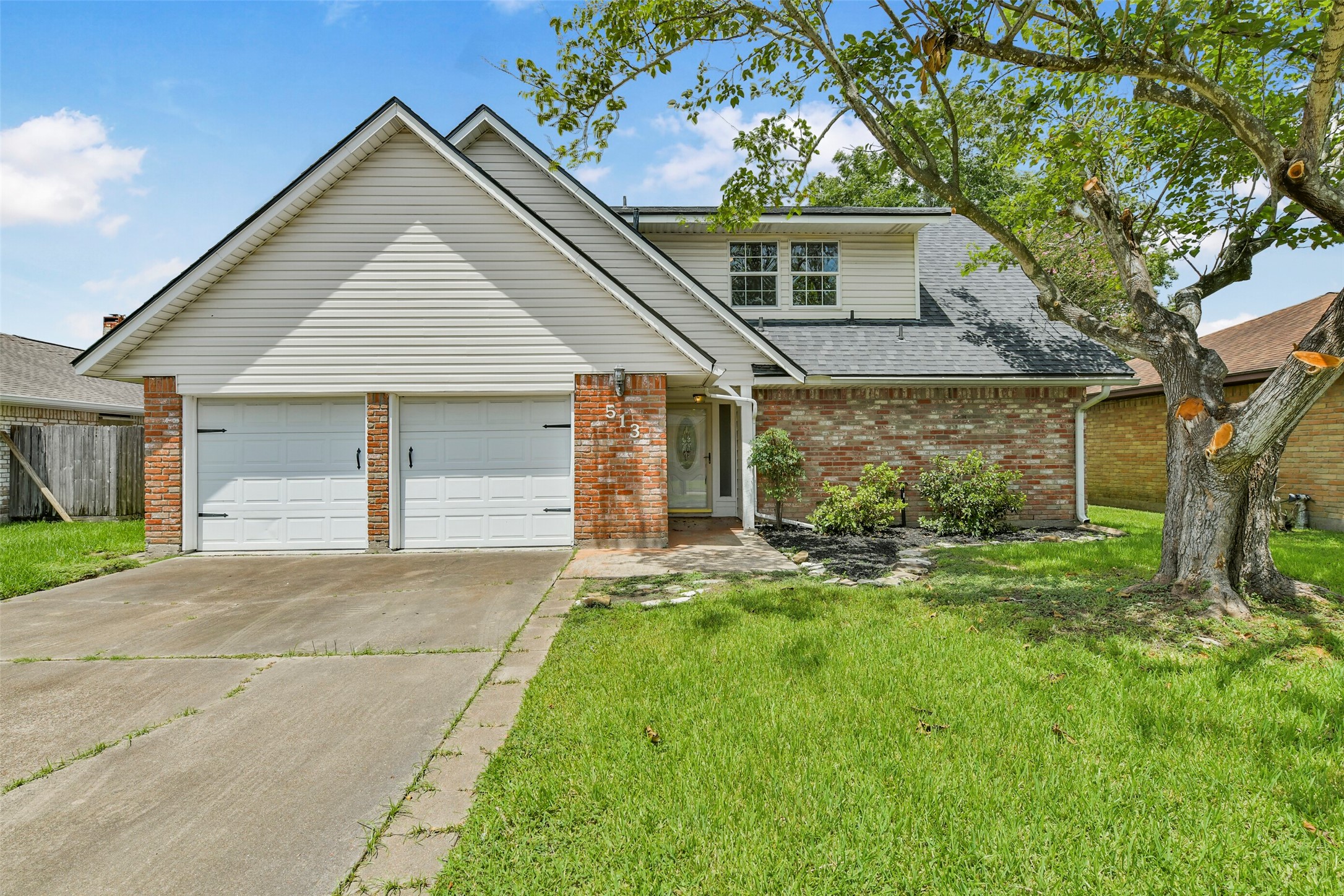 Listing photo 1