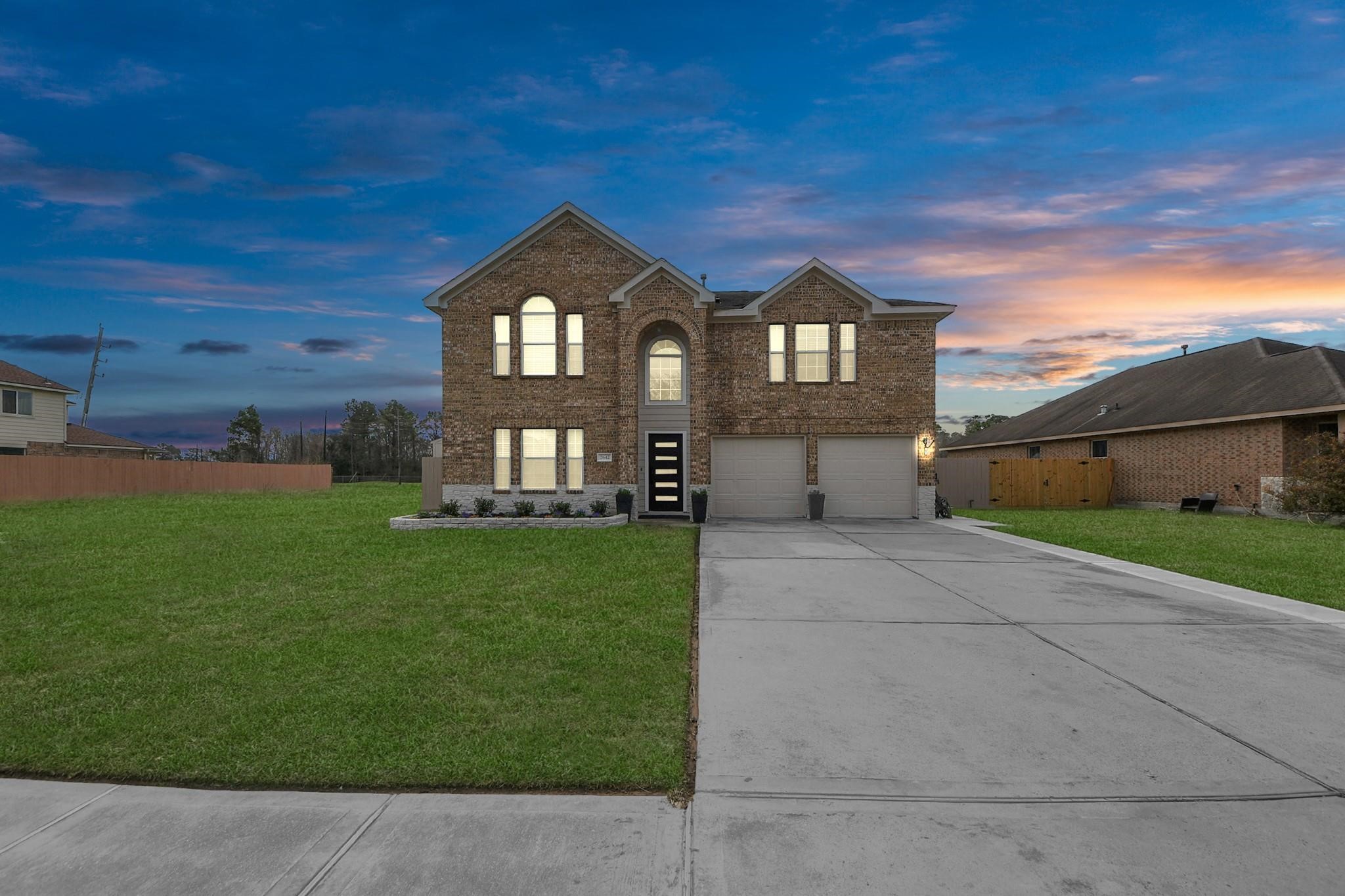 Listing photo 2
