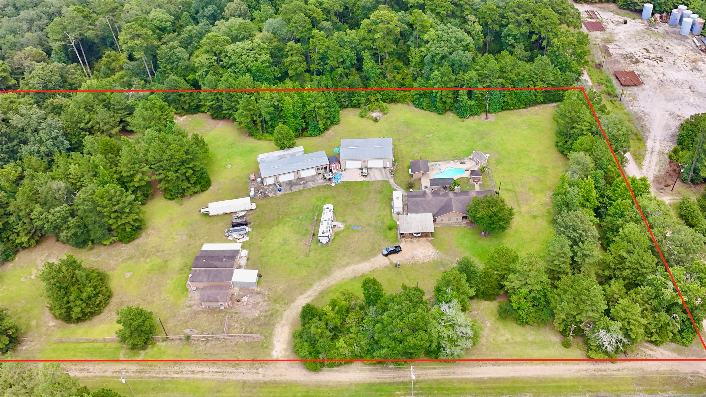 Listing photo 4