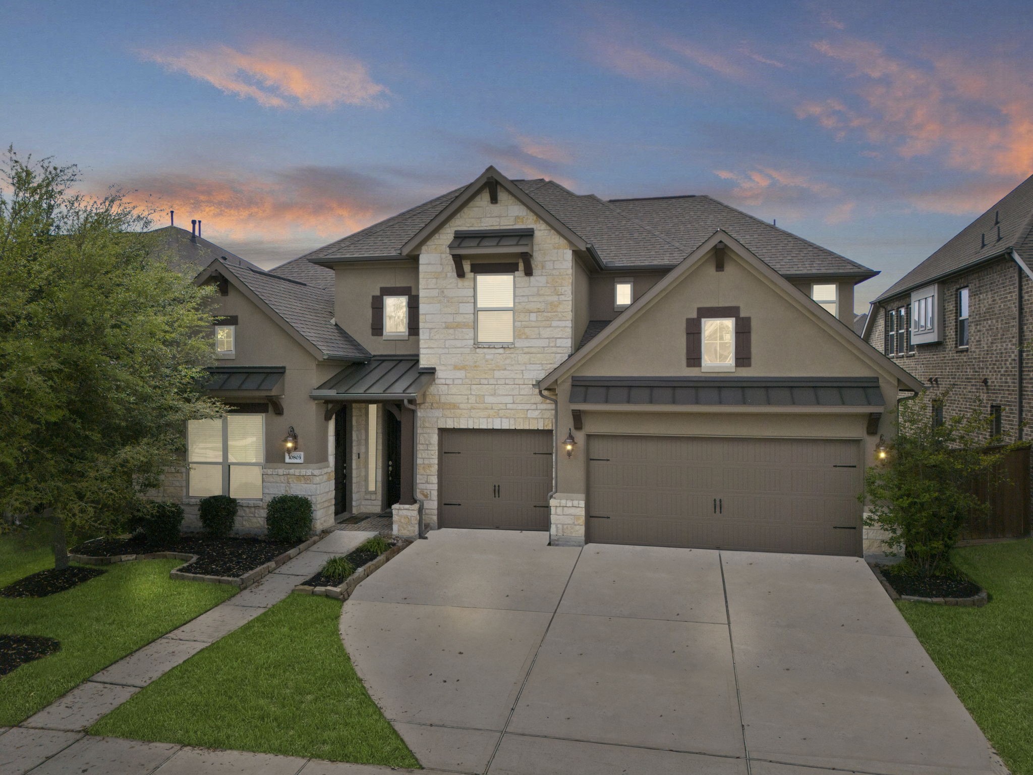 Listing photo 1