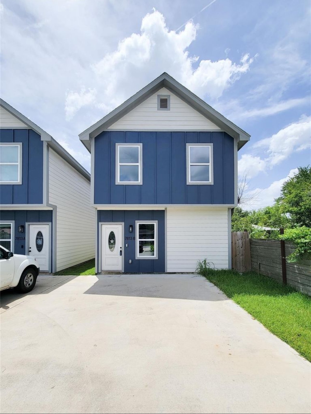 Listing photo 2