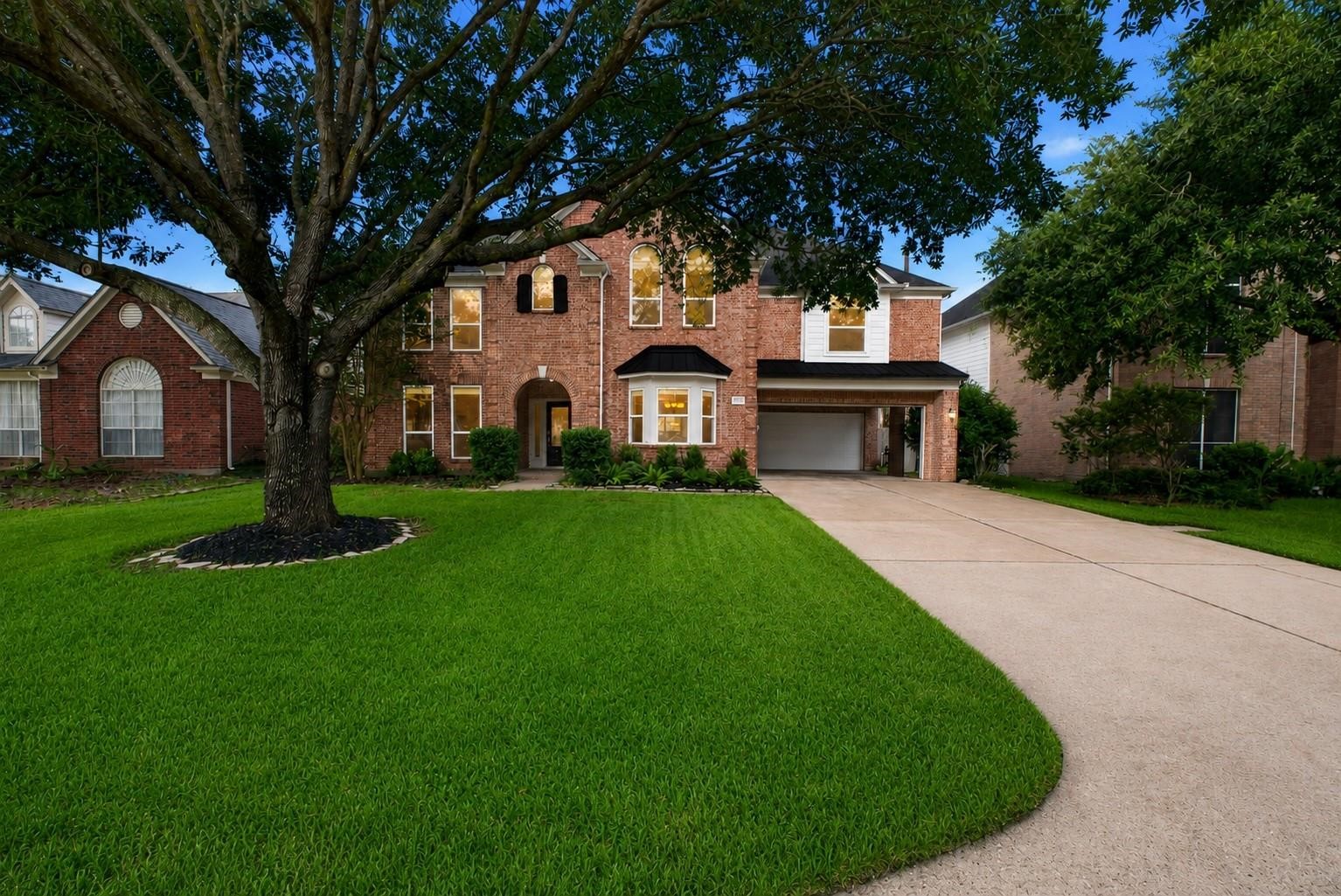 Listing photo 1