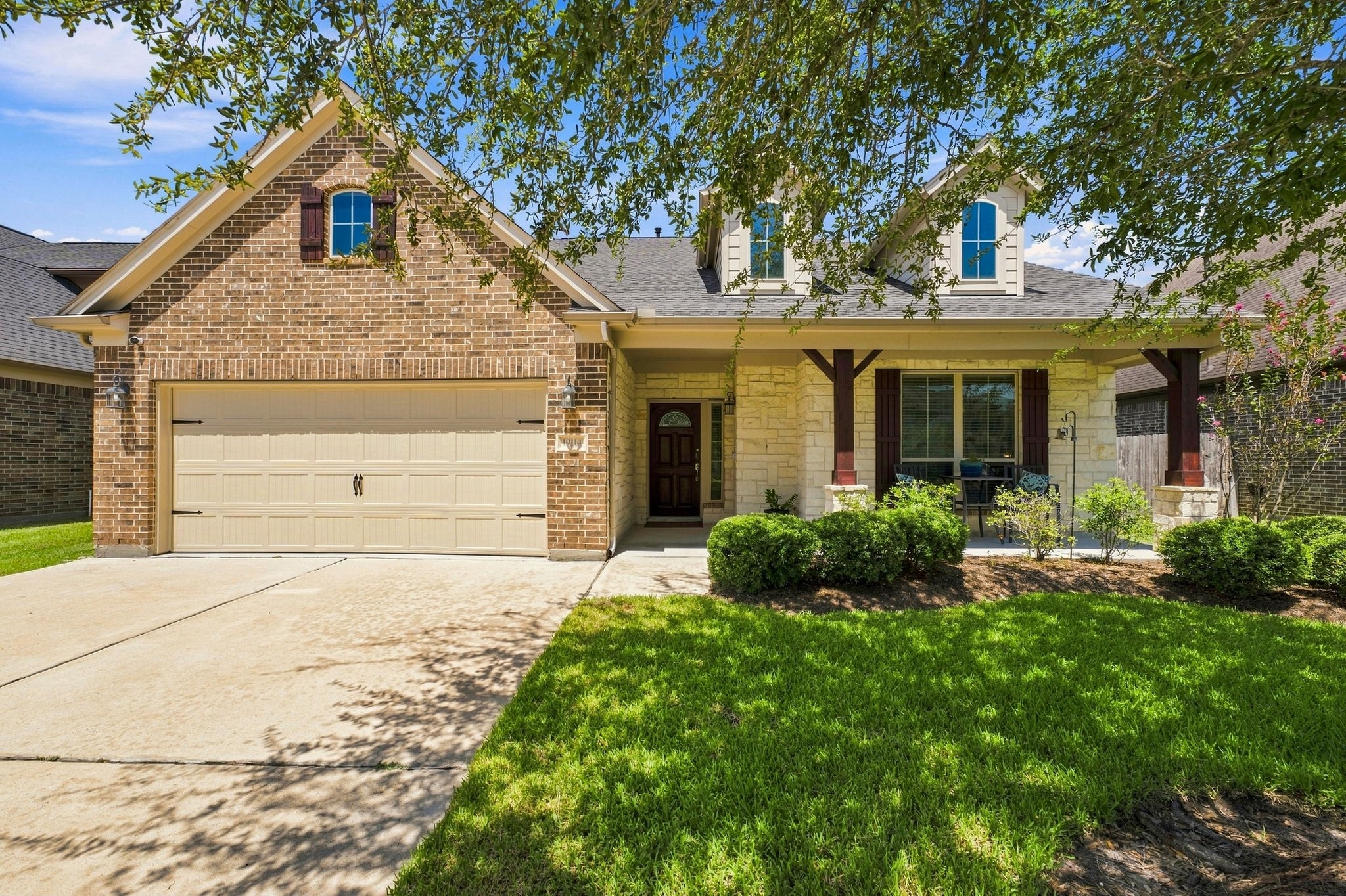 Listing photo 1