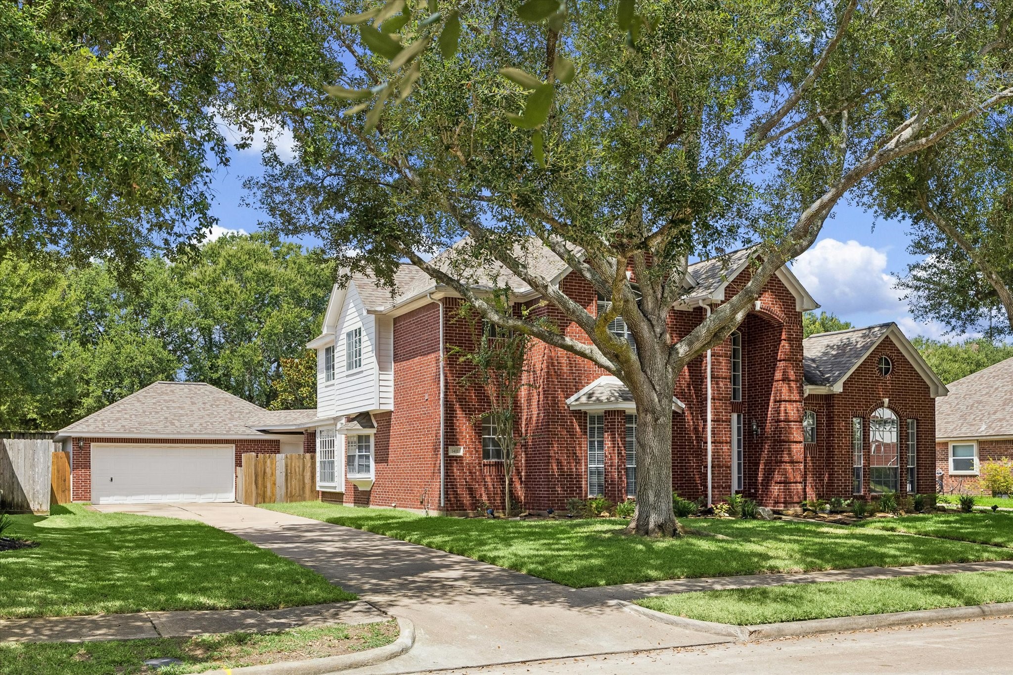 Listing photo 3