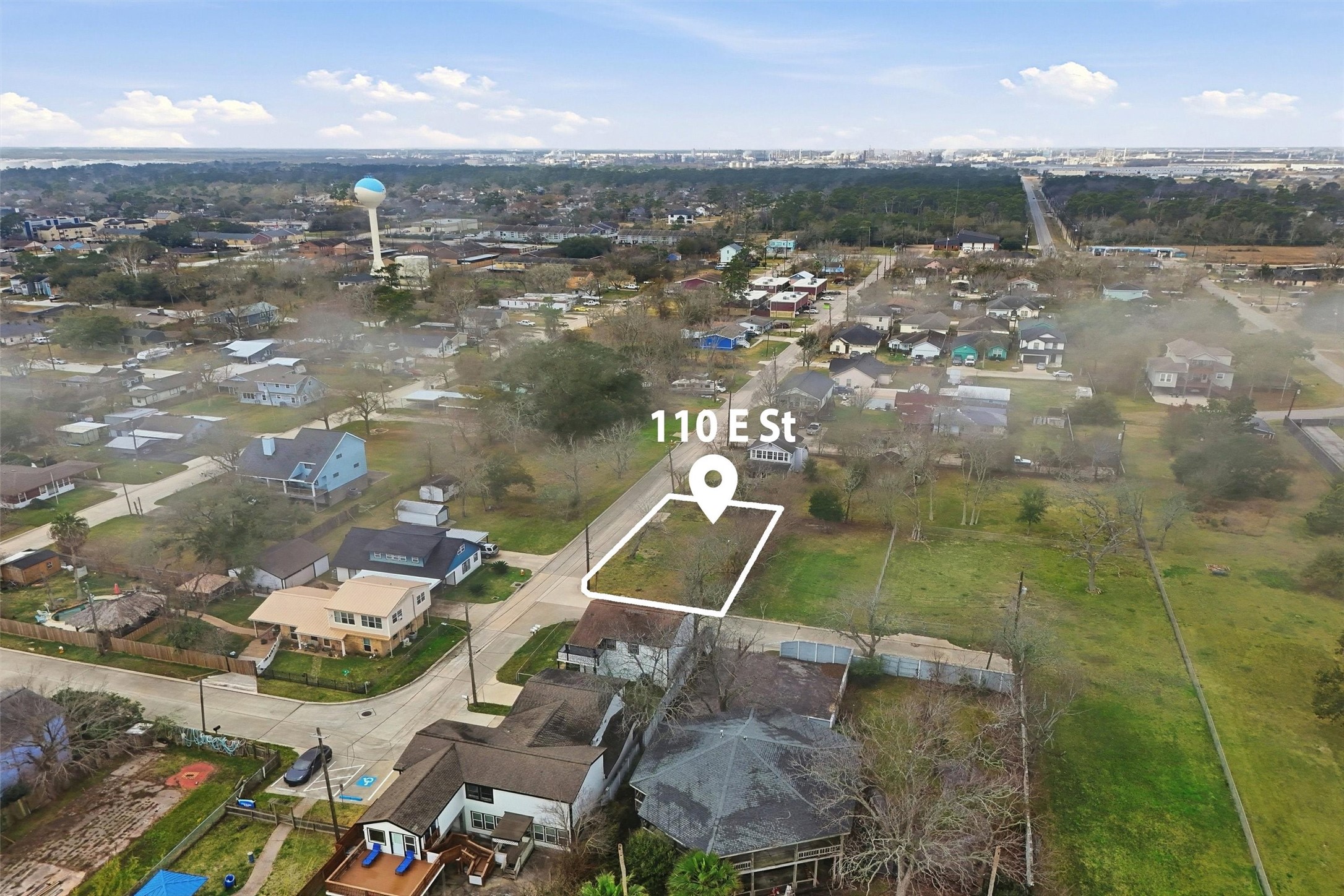 Listing photo 2