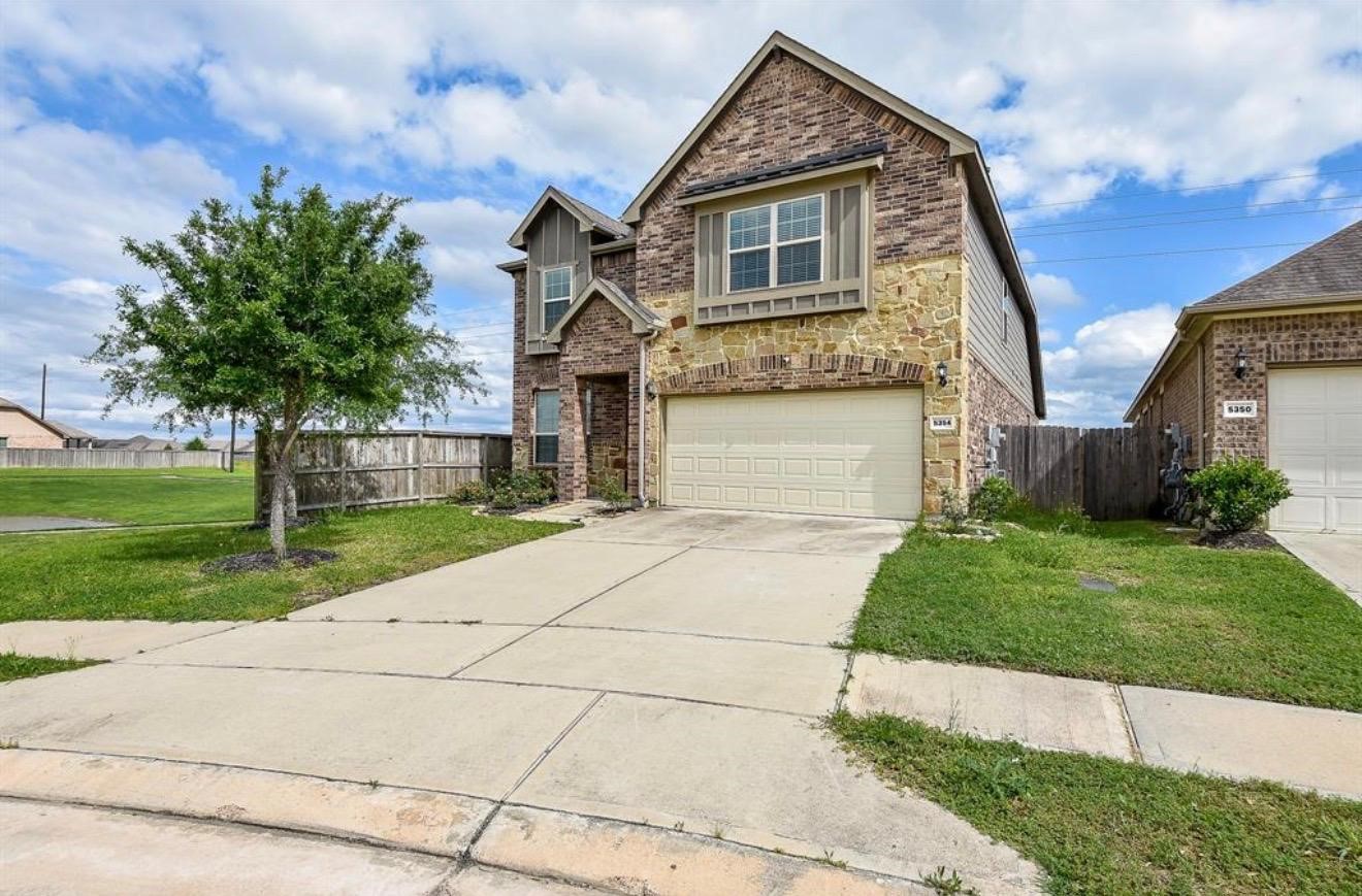 Listing photo 3