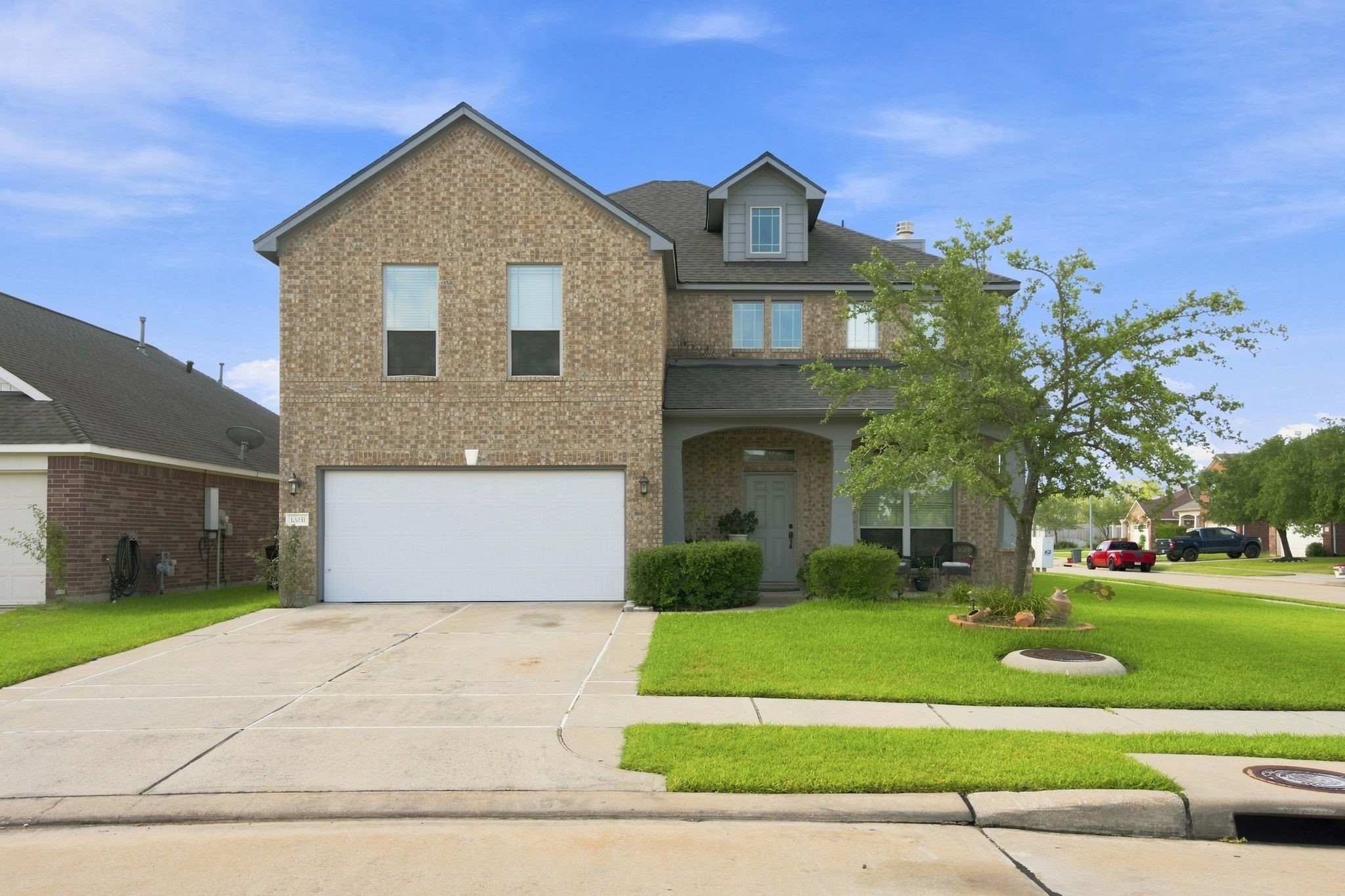 Listing photo 1