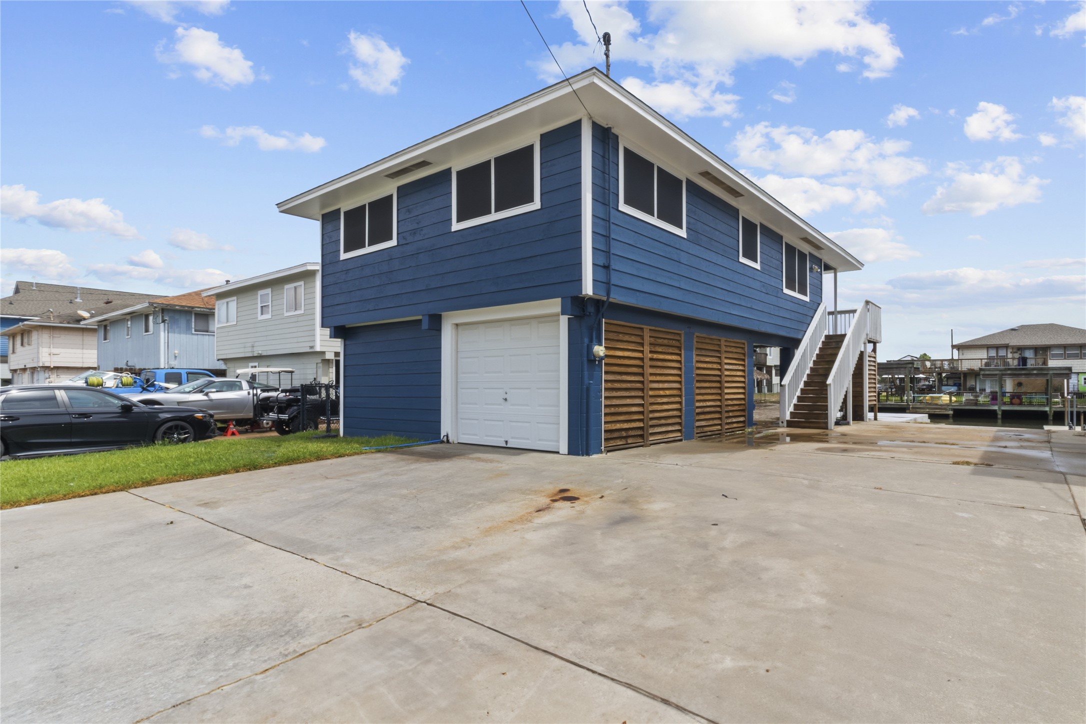 Listing photo 1