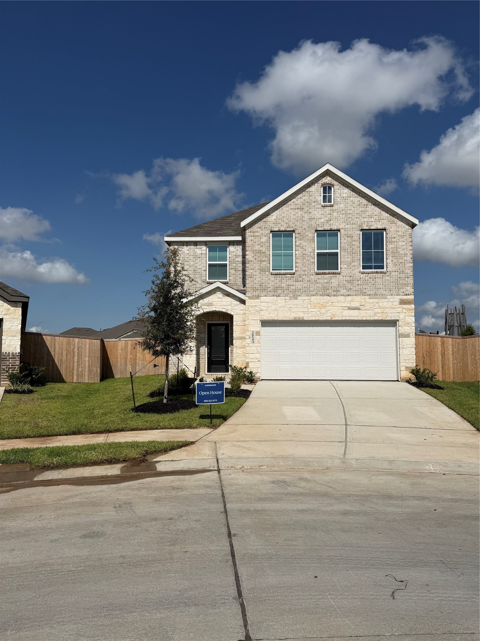 Listing photo 1