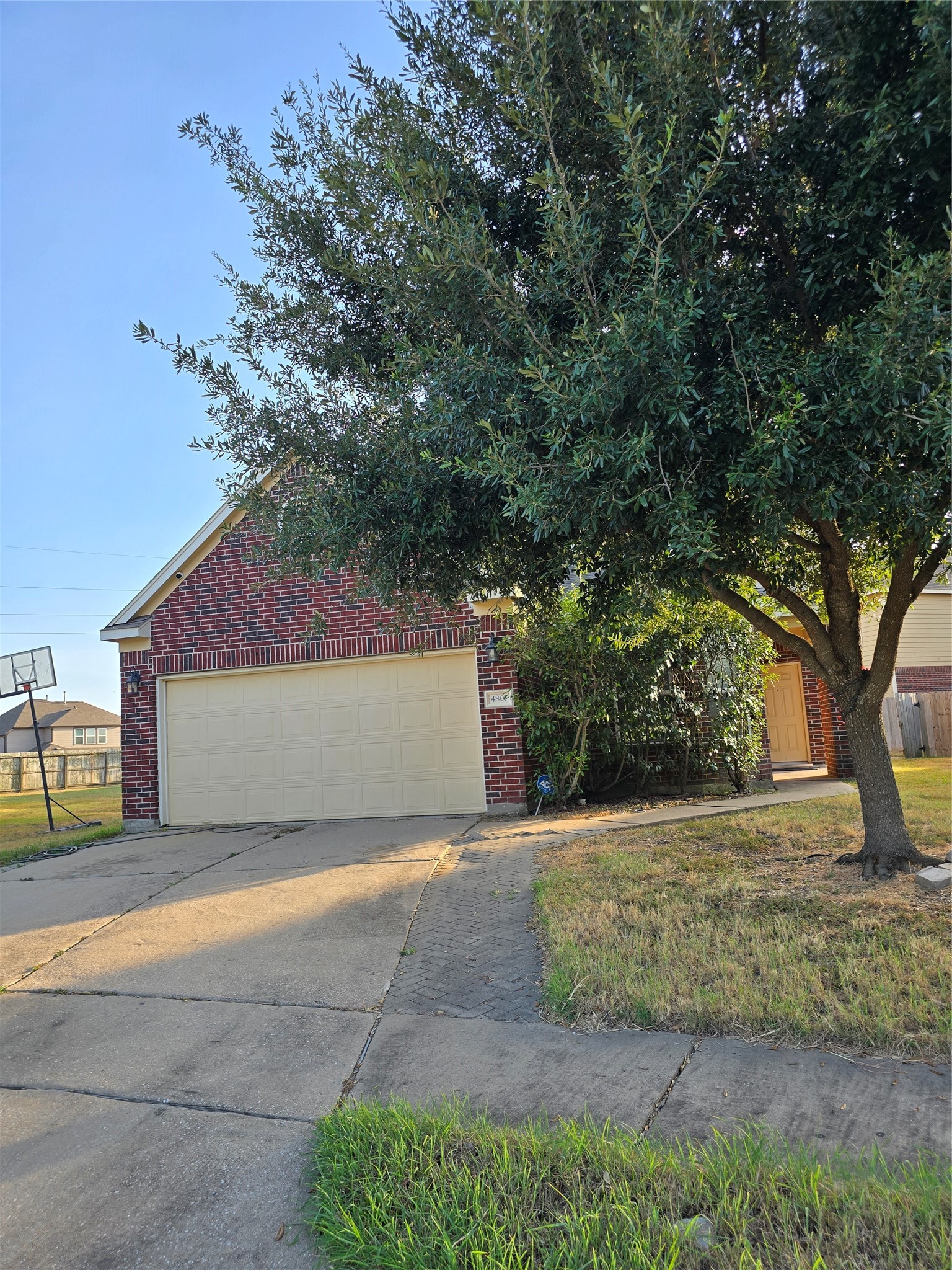 Listing photo 3