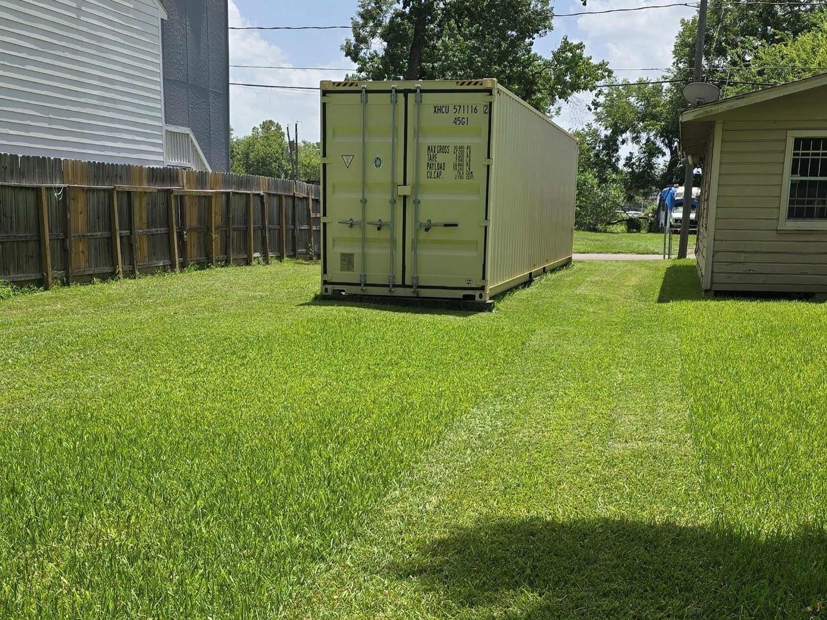 Listing photo 1