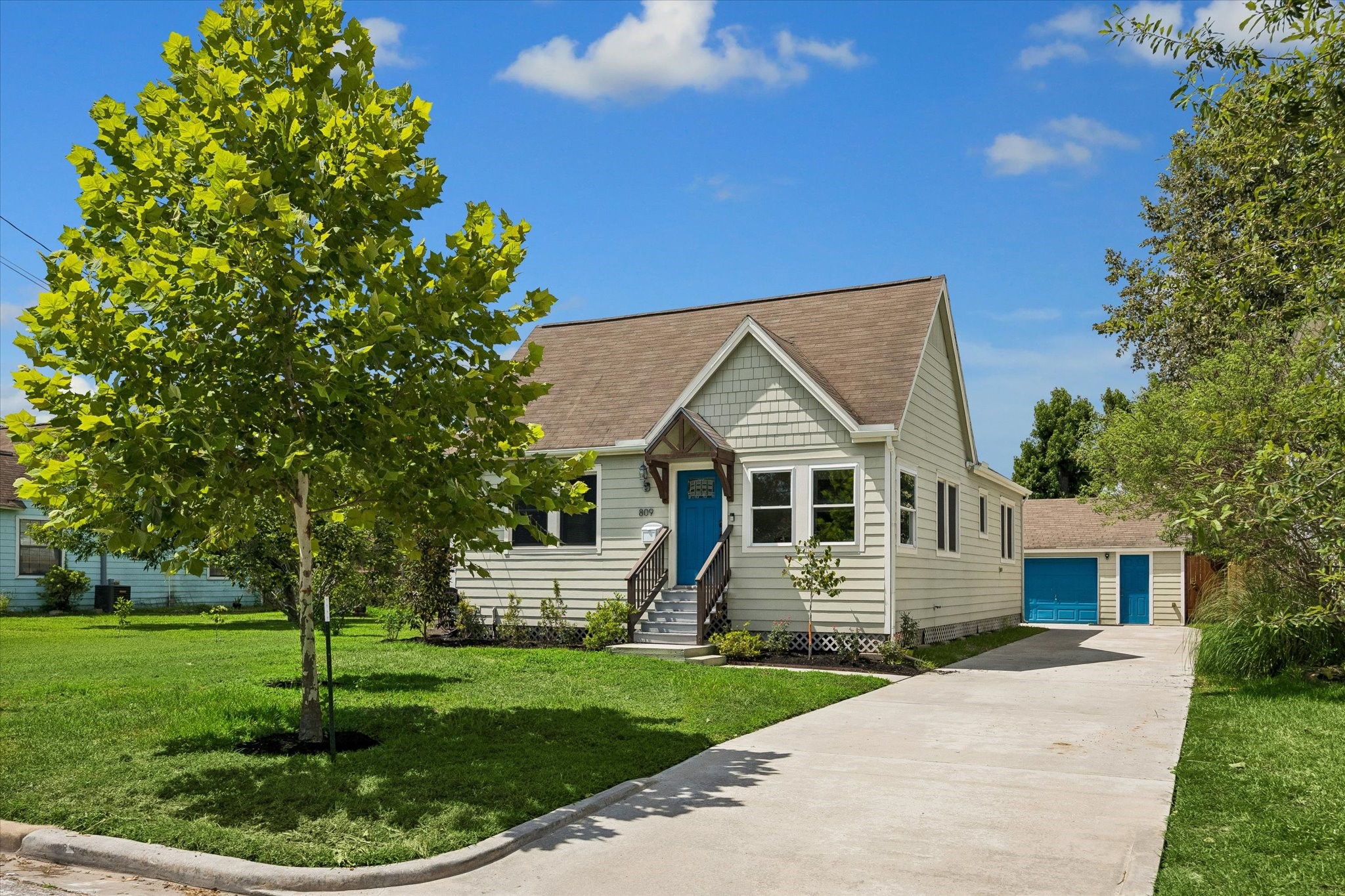 Listing photo 1