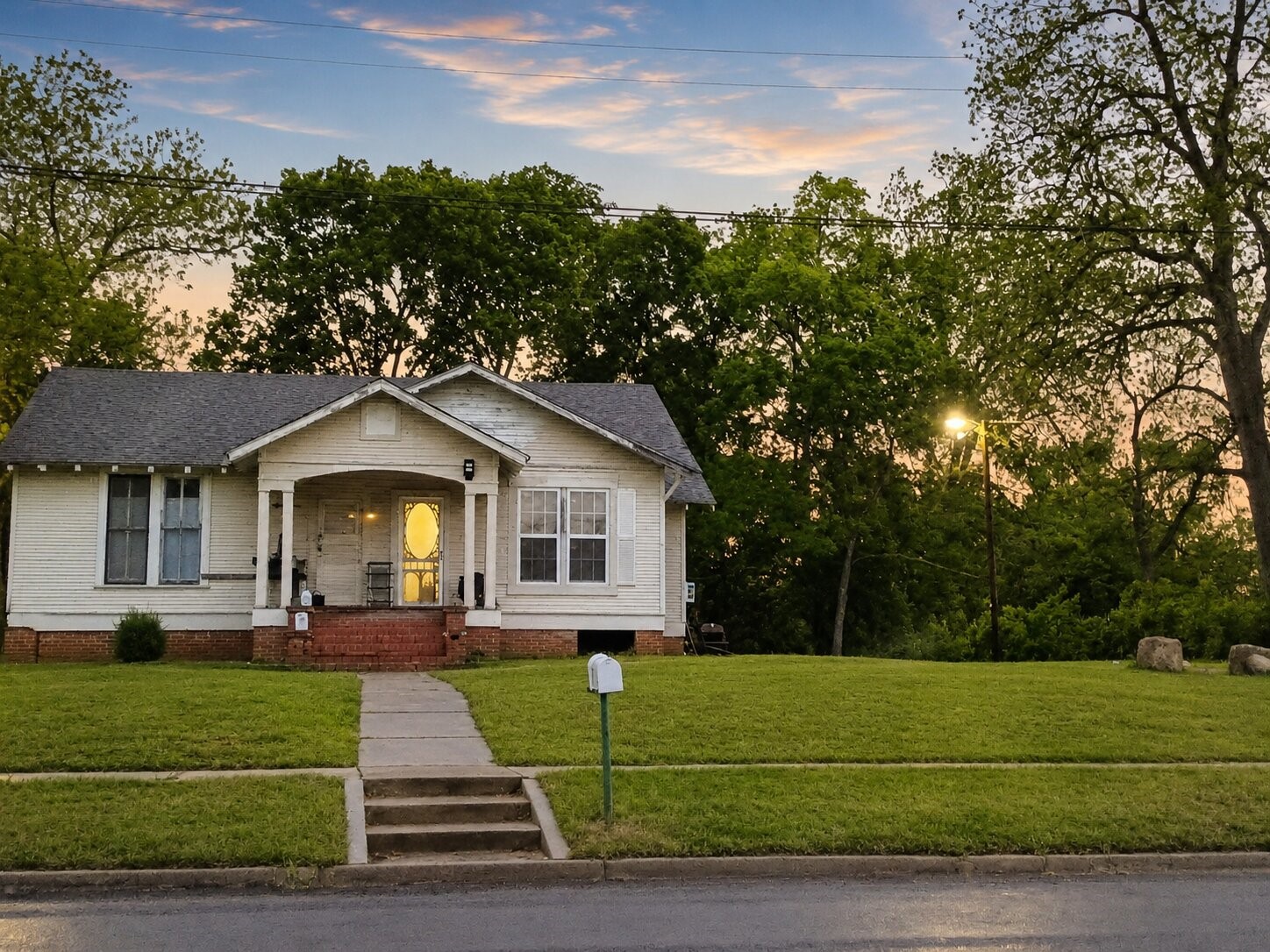 Listing photo 2