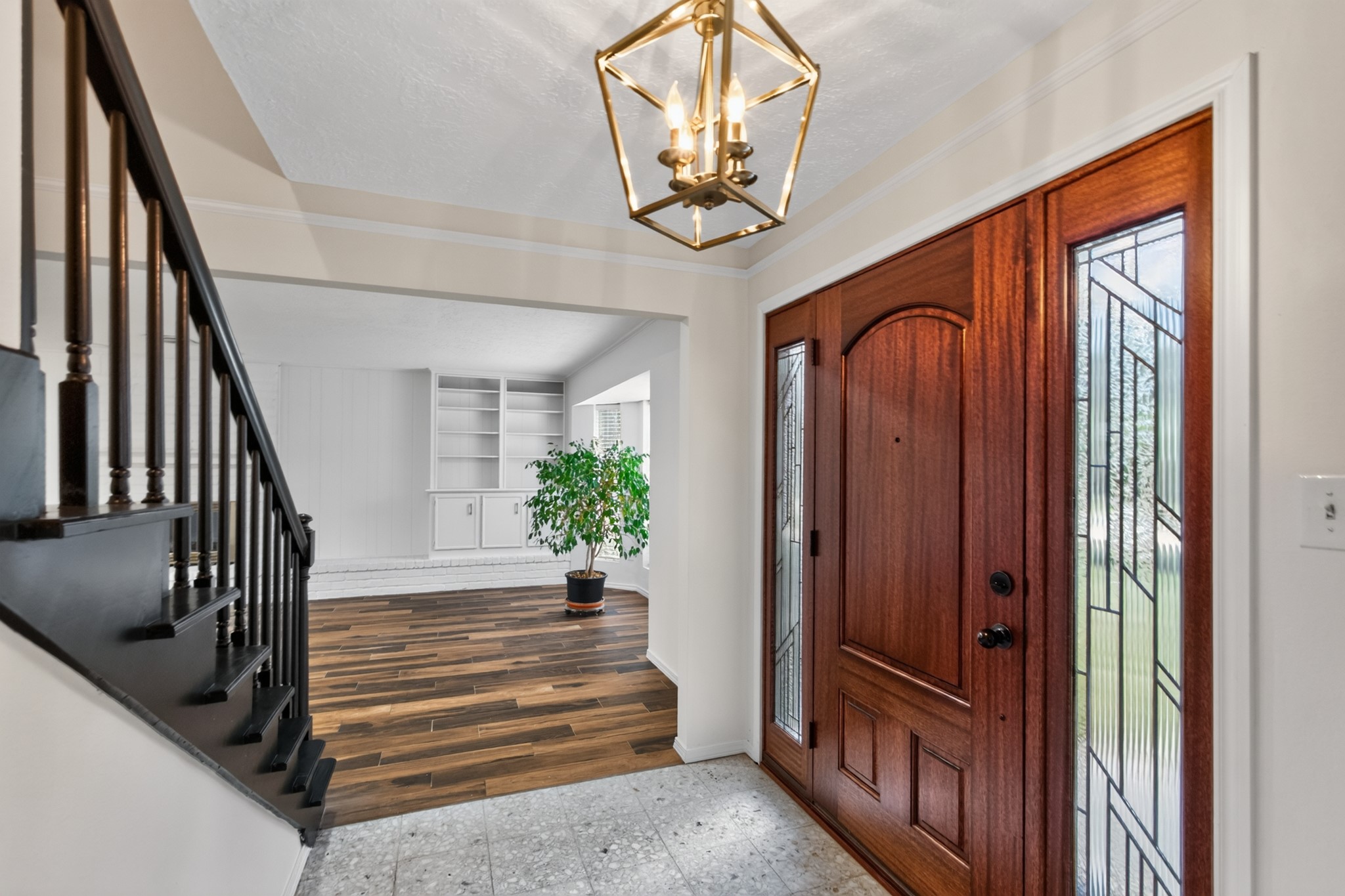 Listing photo 1
