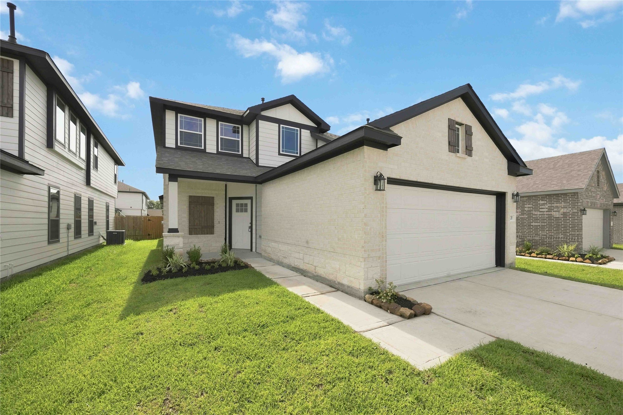Listing photo 1