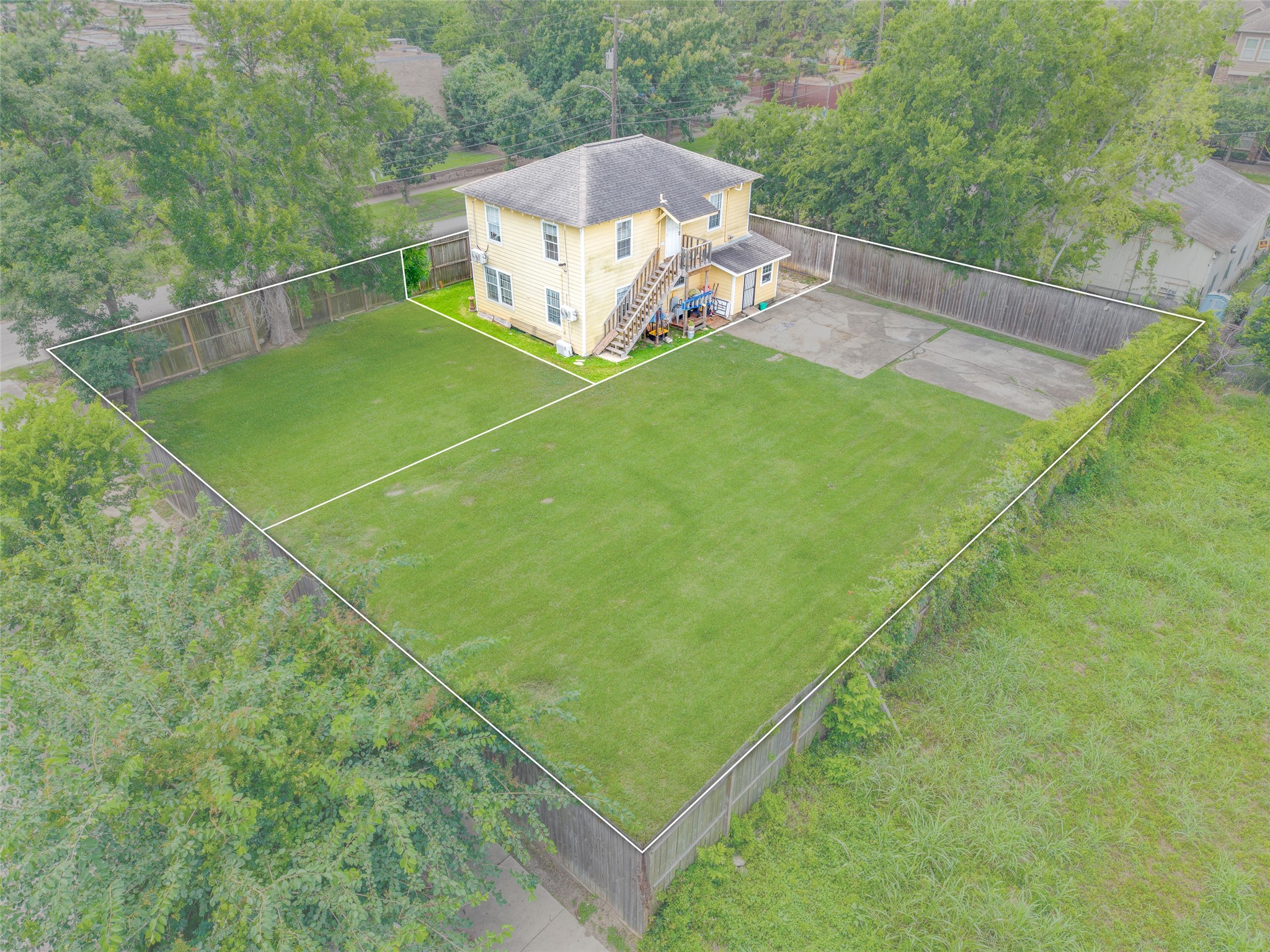 Listing photo 4