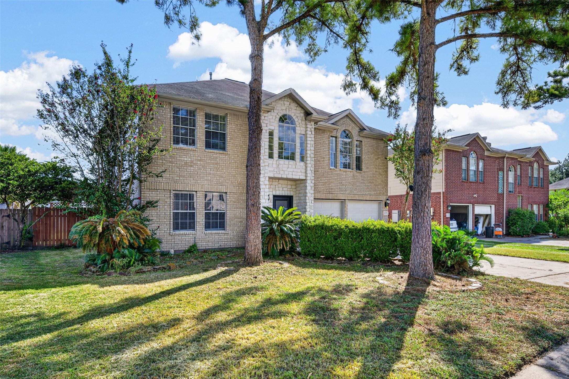 Listing photo 3