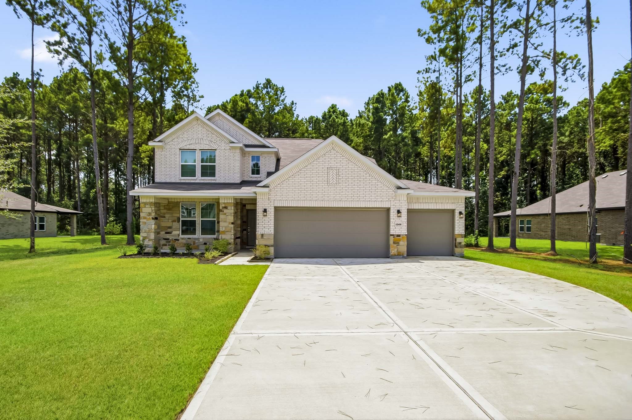 Listing photo 1