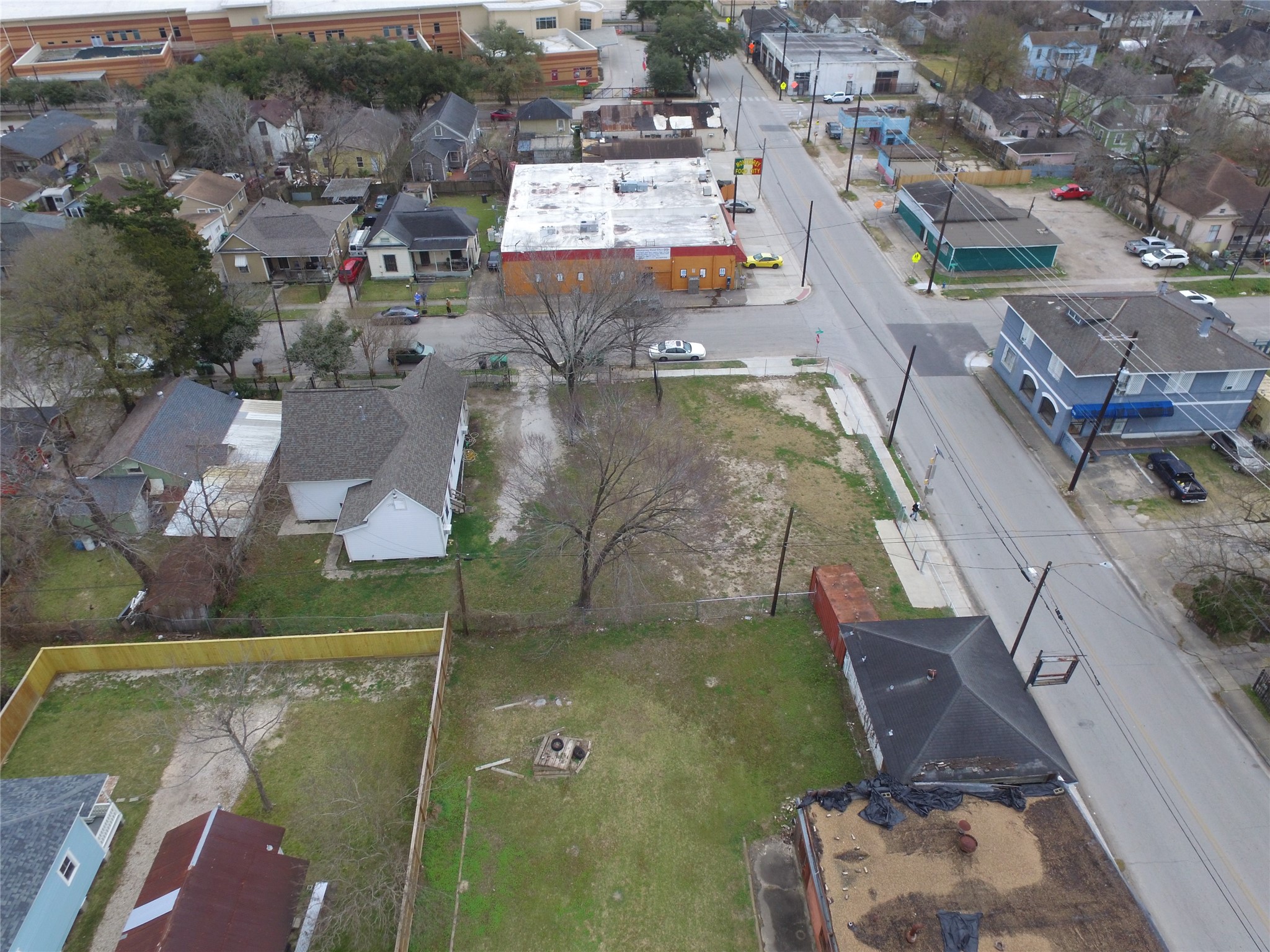 Listing photo 1
