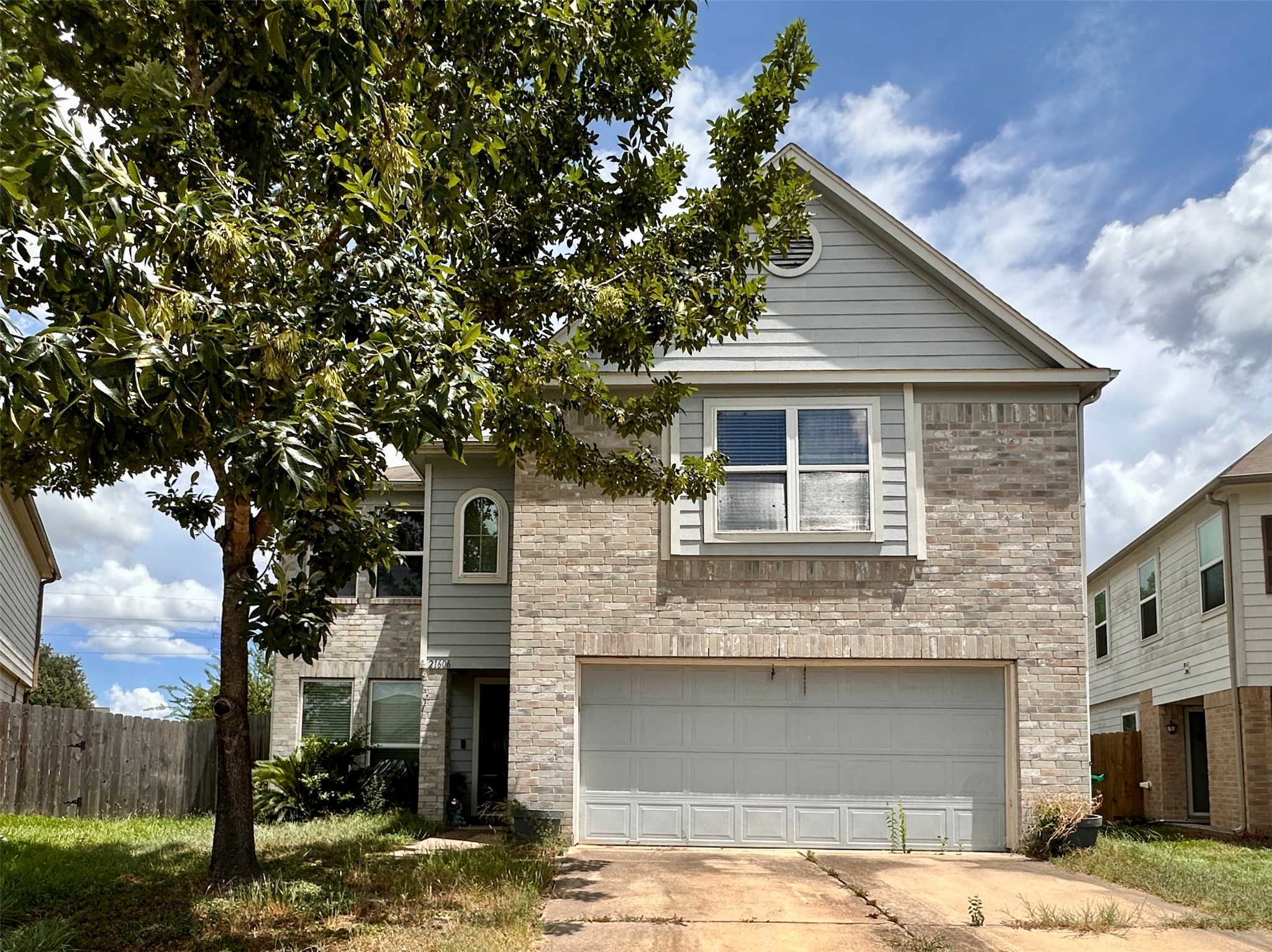 Listing photo 1