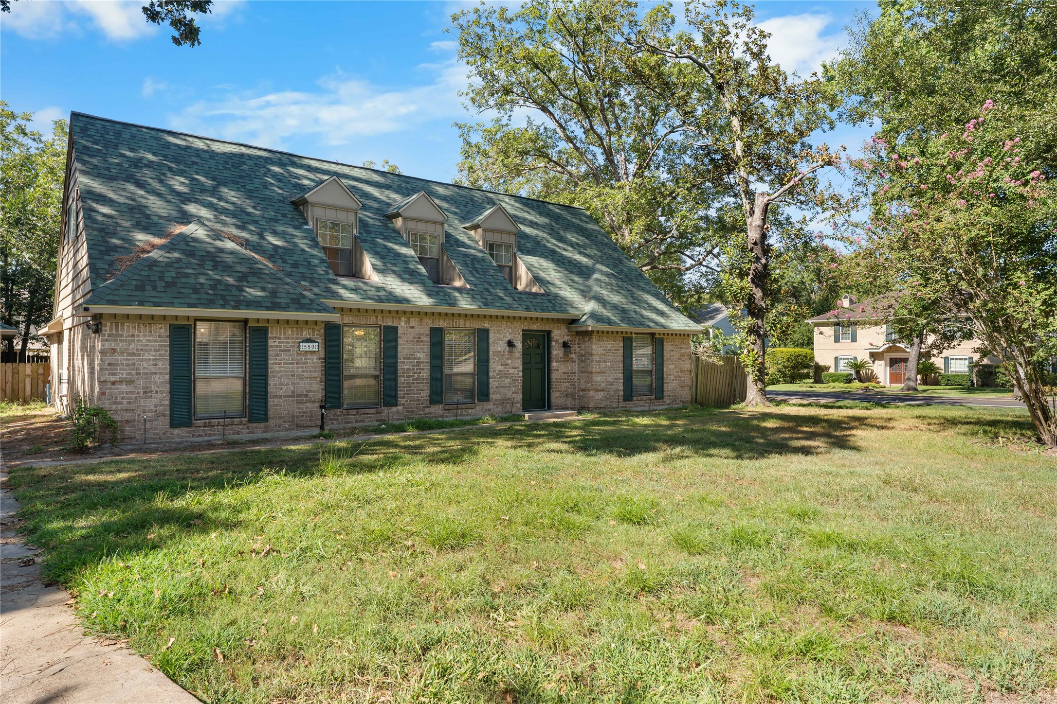 Listing photo 3